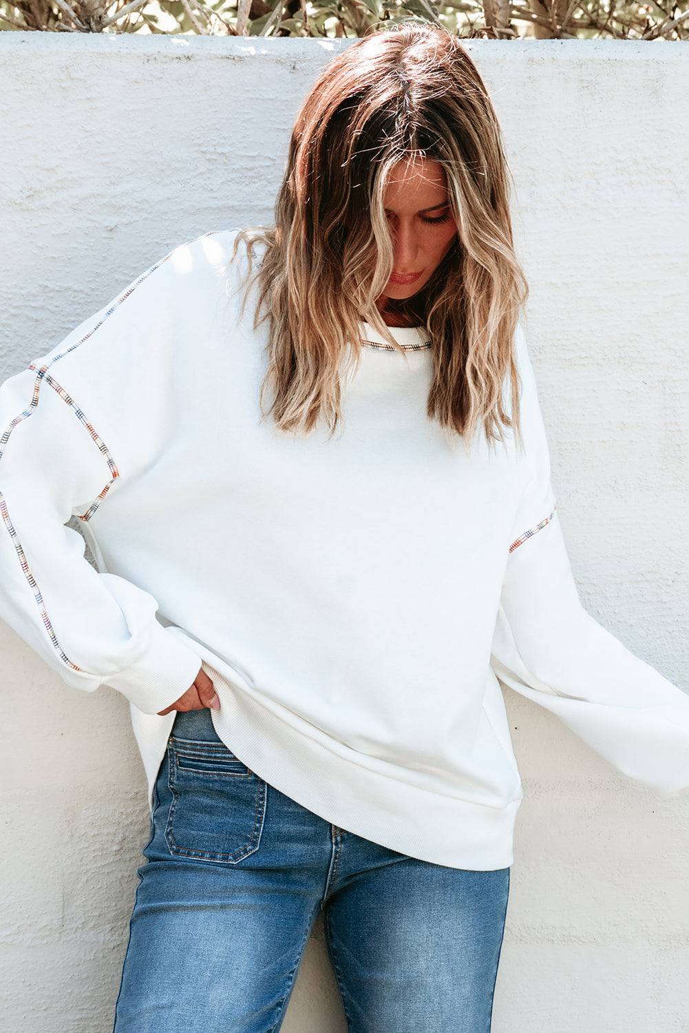 White Contrast Rainbow Trim Drop Shoulder Pullover Sweatshirt eAura