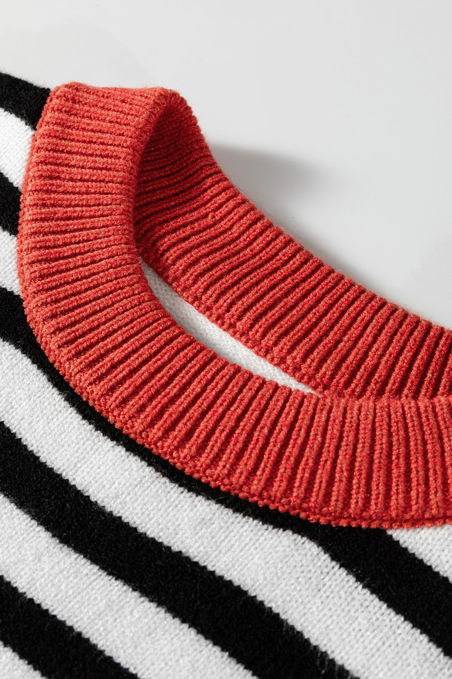 Striped Panels Colourblock Sleeve Sweater