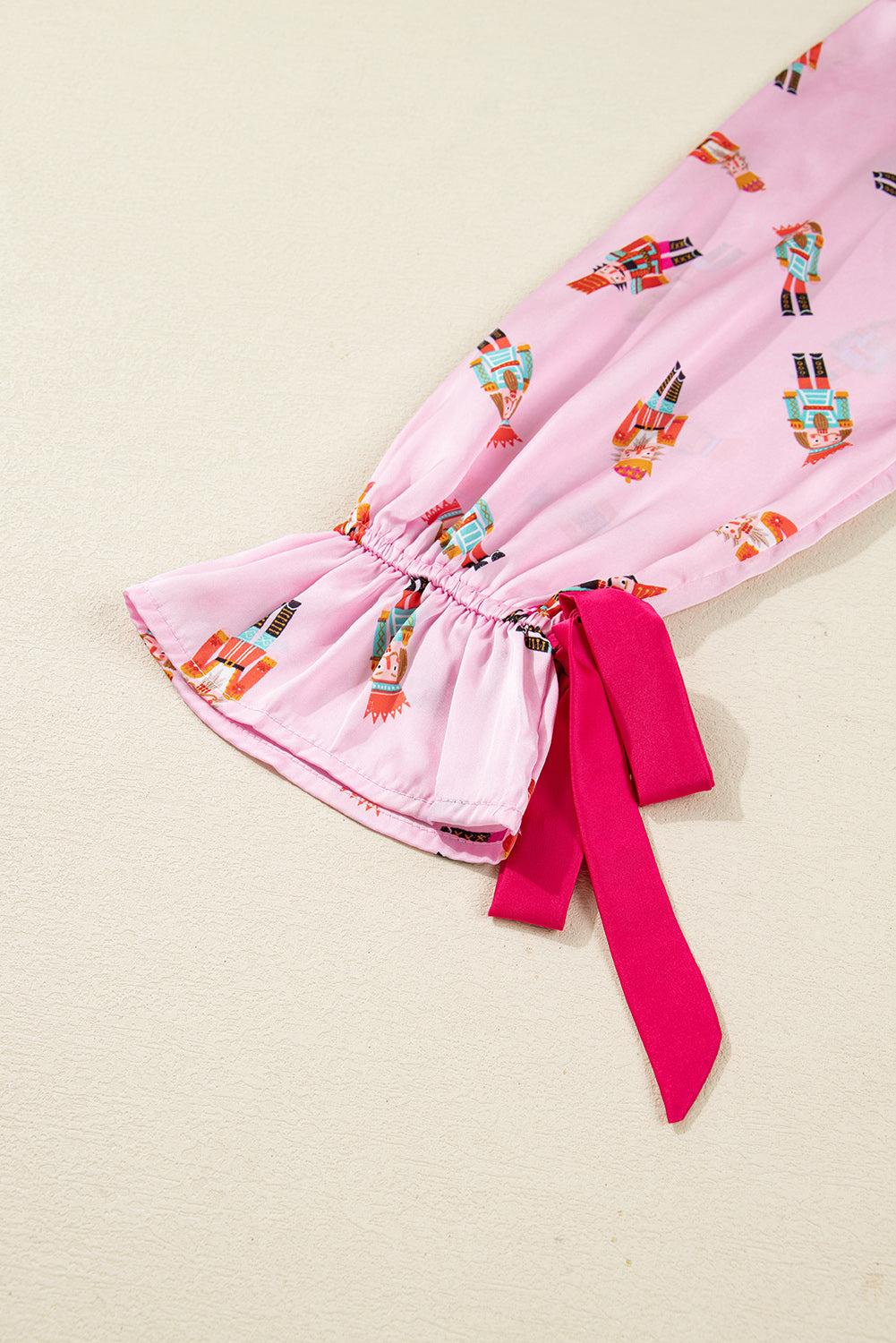 Nutcracker Print Contrast Trim Tied up Bow Silky 2pcs Pajama Set - eAura