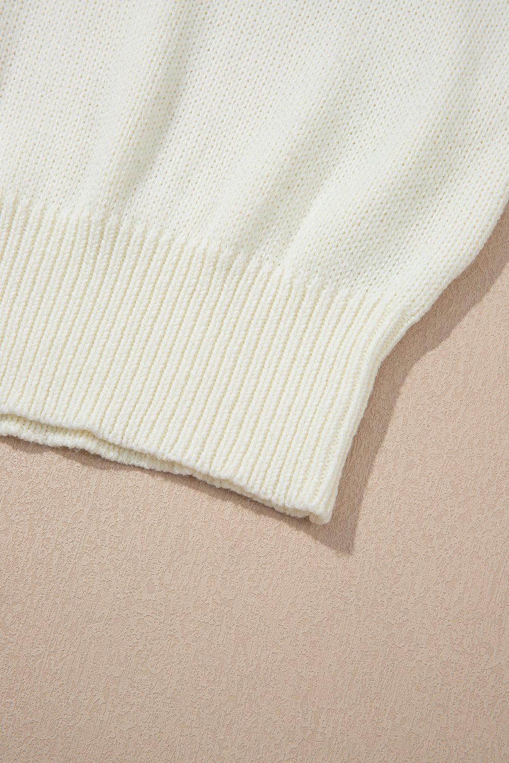 White Flower Detail Round Neck Puff Sleeve Sweater eAura