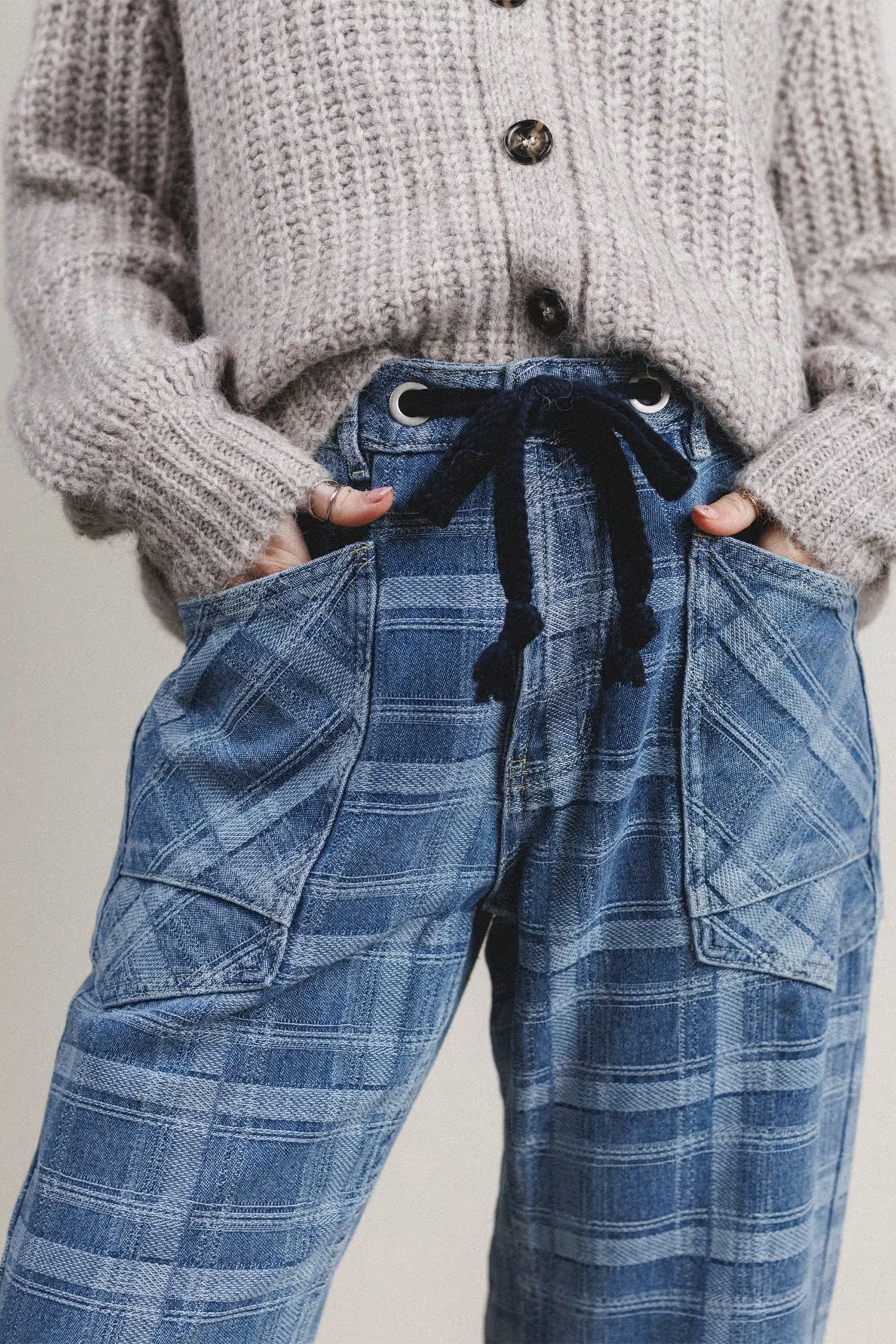 Sky Blue Plaid Denim Grommet Drawstring Waist Ankle-Length Jeans – Light Blue