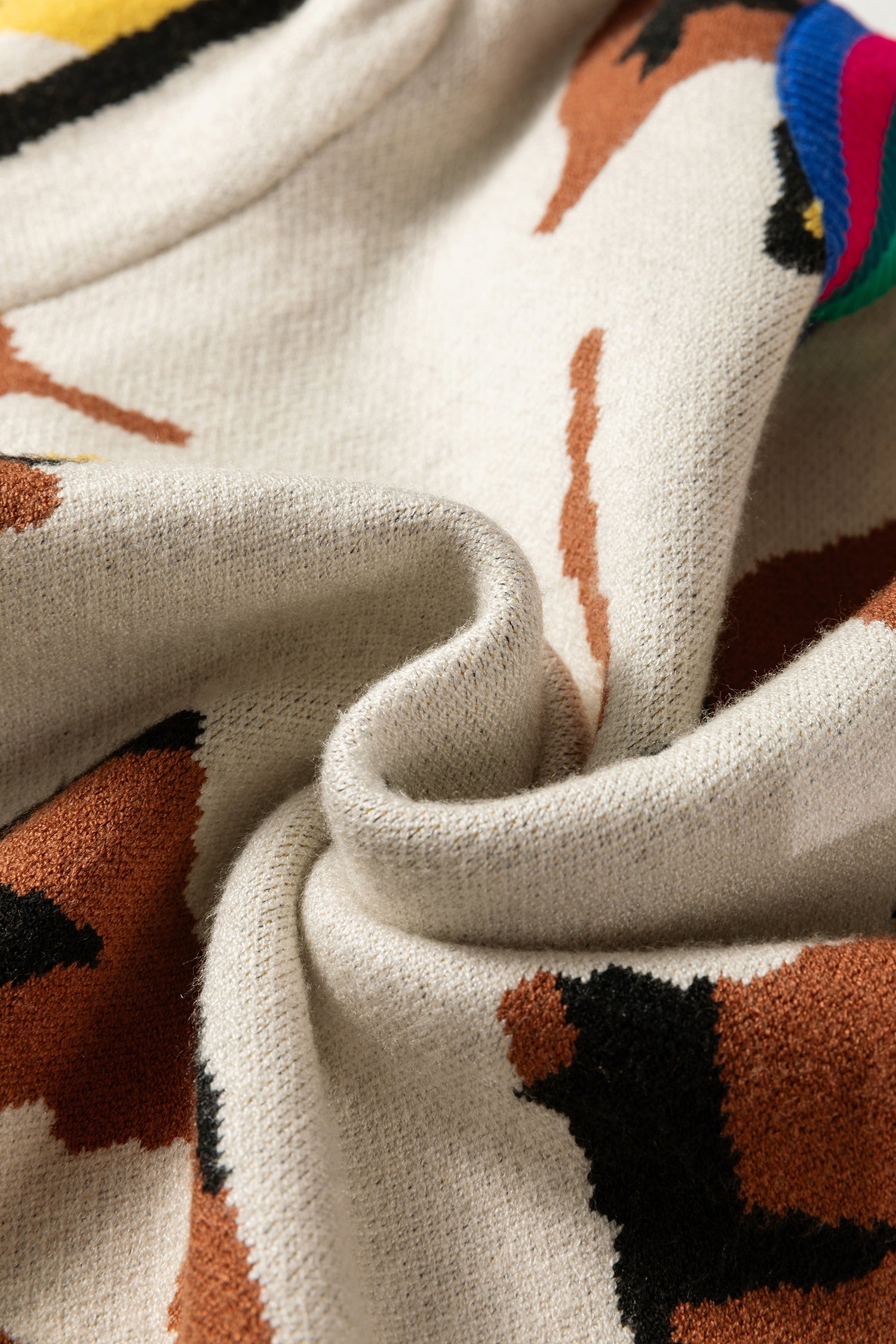 Contrast Ribbed Stripes Detail Animal Pattern Knit Sweater - eAura