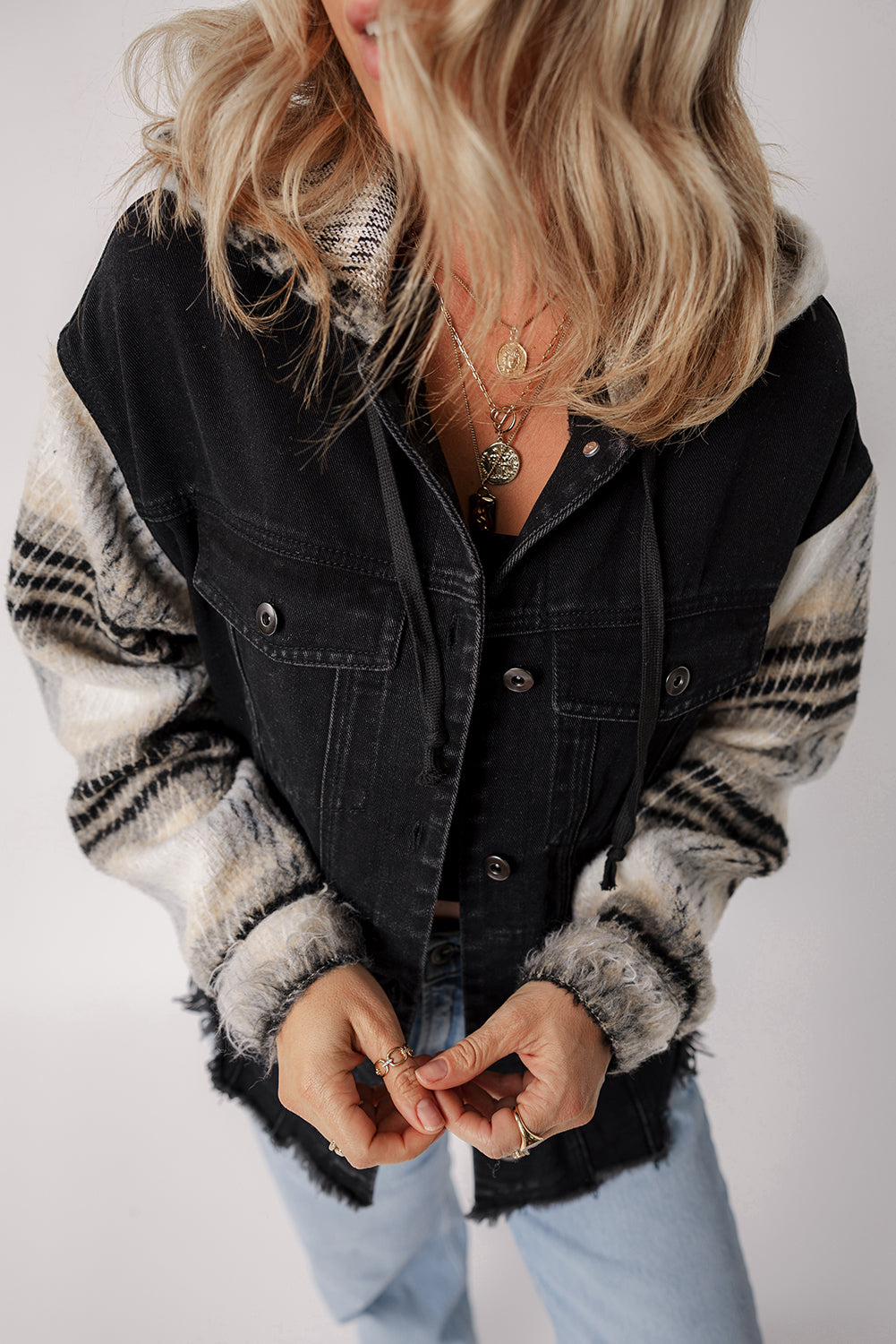 Black Plaid Sleeve Frayed Hem Hooded Denim Jacket Beagle Boutique Fashion Outlet