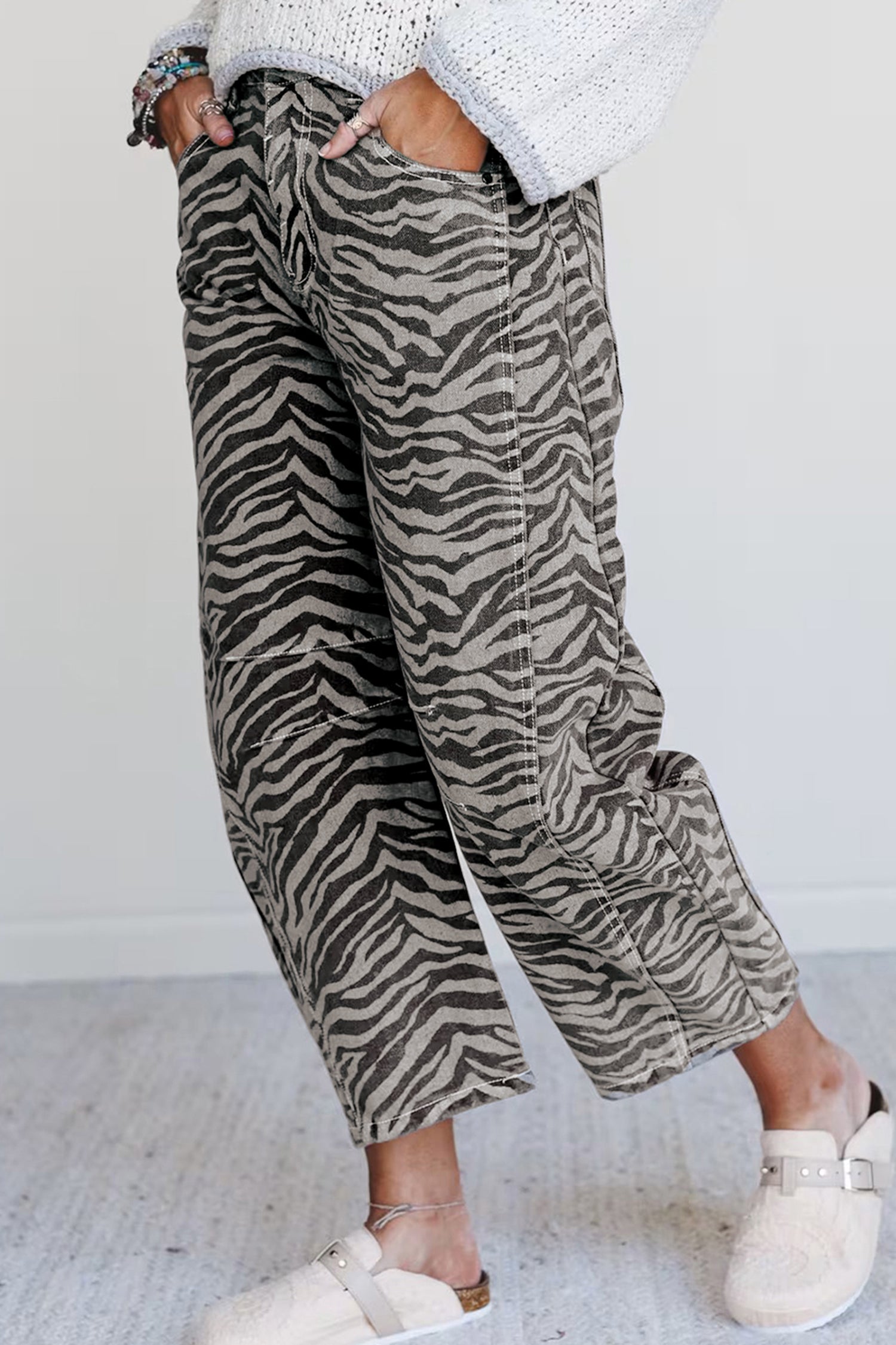 Zebra Stripe Printed Wide Leg Barrel Jeans – Gray