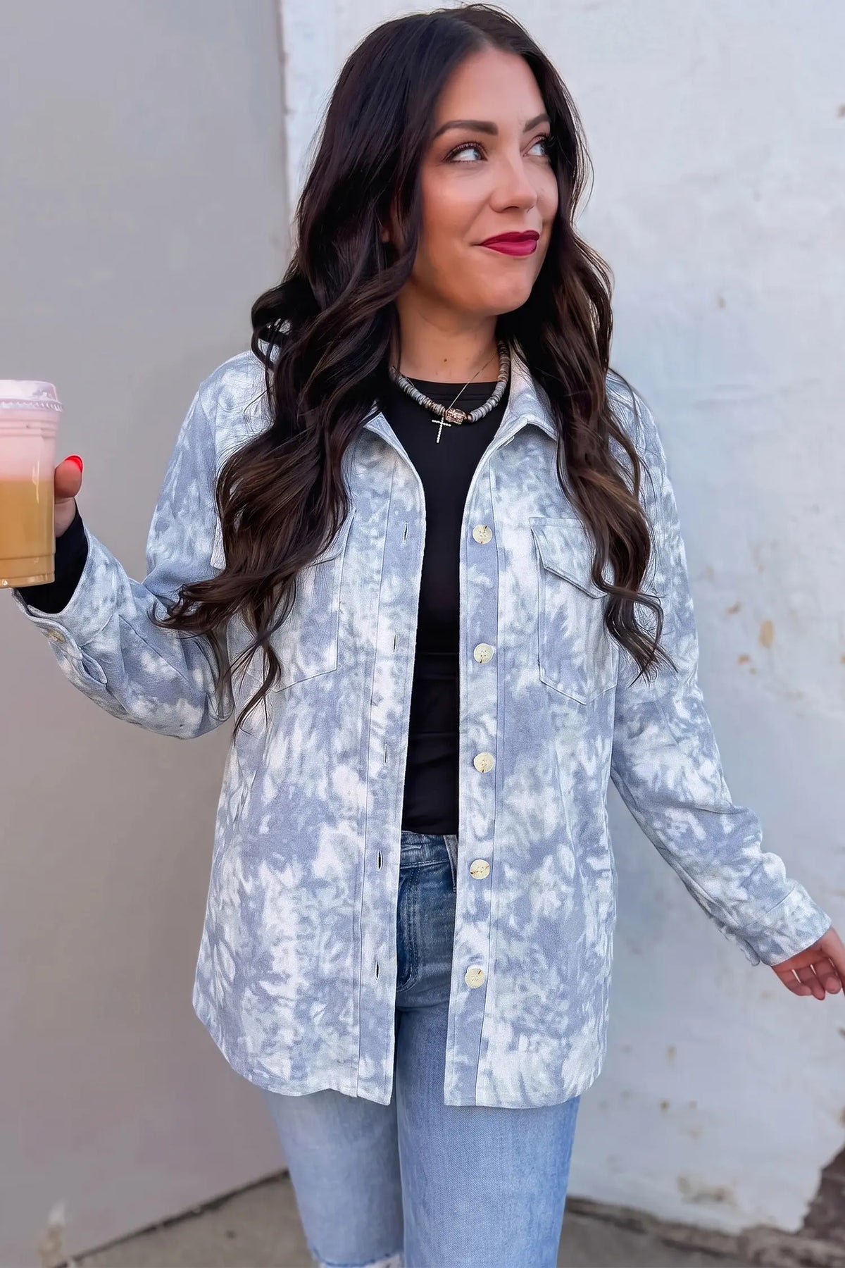 Tunic jacket with fuzzy collar, long sleeves and patch pockets