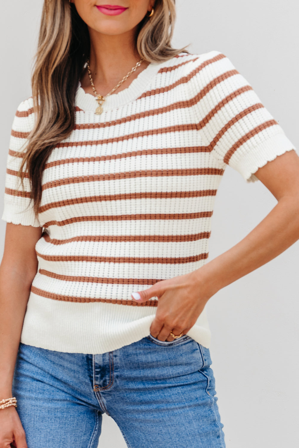 Khaki Stripe Scalloped Round Neck Short Sleeve Sweater eAura