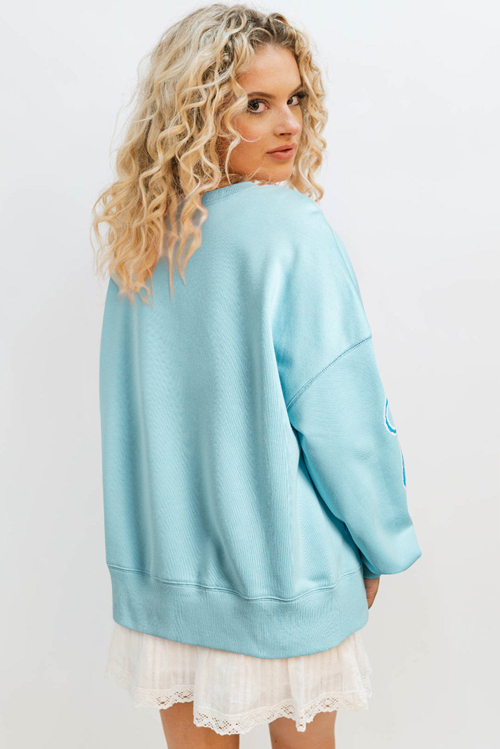 Beau Blue Sequined Bowknot Drop Shoulder Oversized Sweatshirt eAura