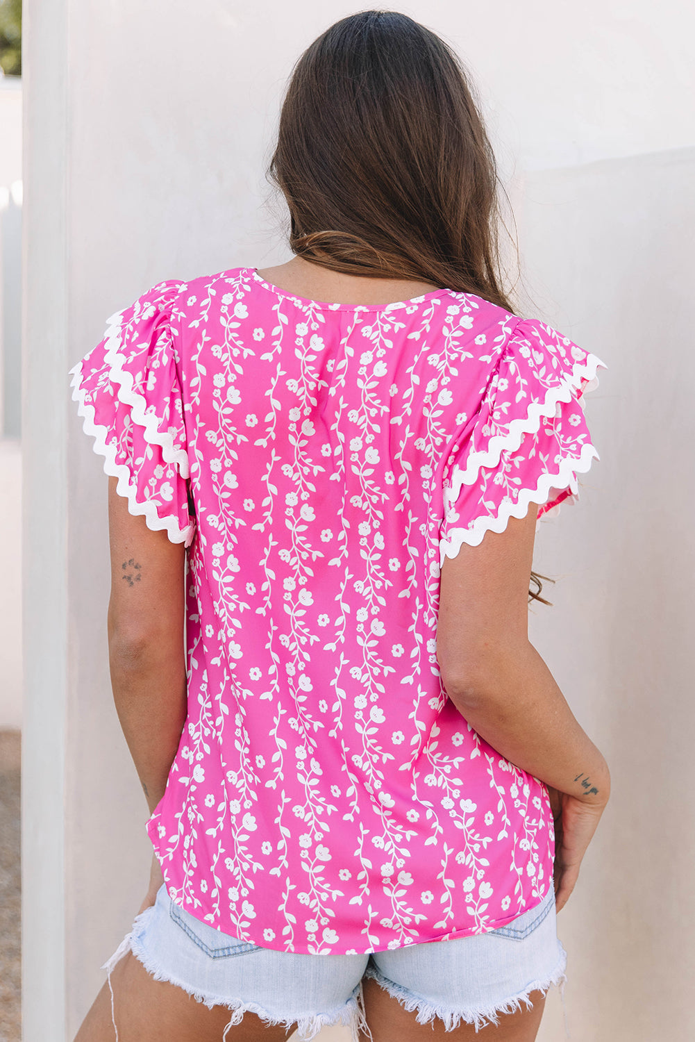 Pink Floral Print Ric-rac Tiered Ruffled V Neck Blouse eAura