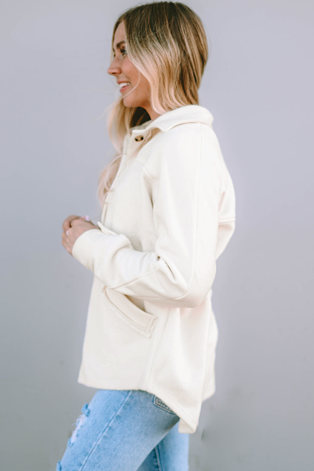 Beige Button-Up Stitching Pocket Raw Hem Shacket eAura