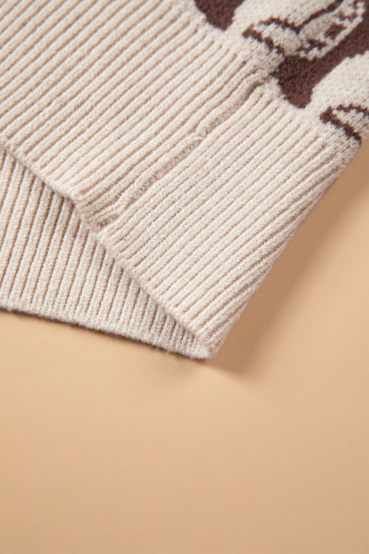 Western Horseshoe Bow Pattern Button Front Sleeveless Knit Sweater – Brown
