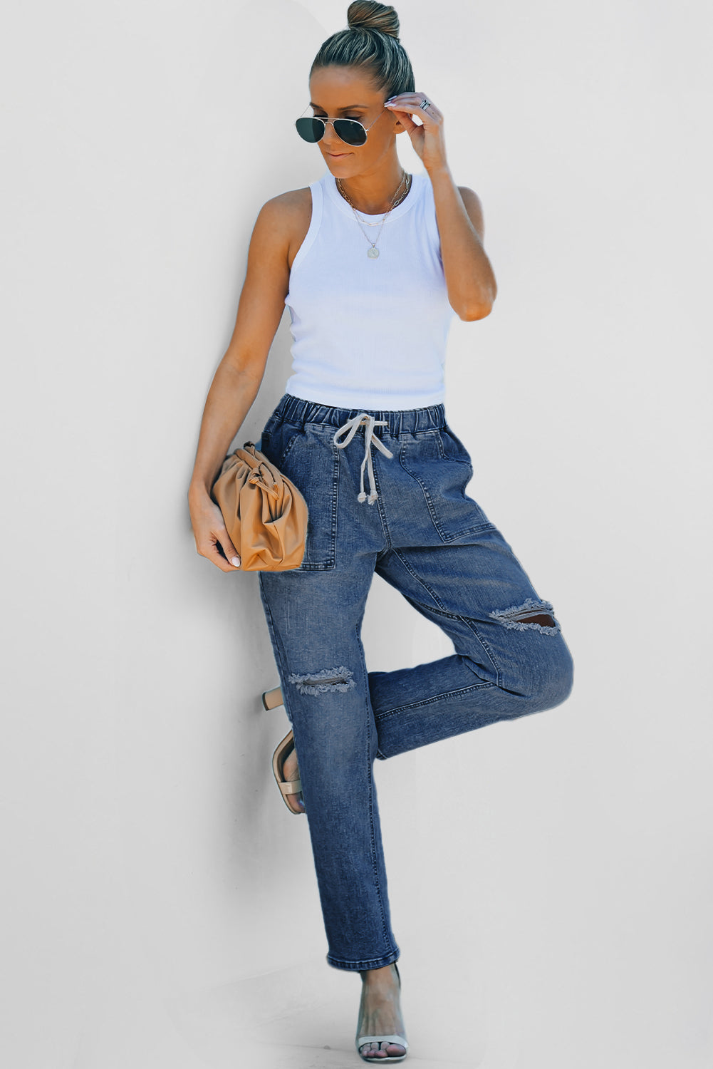 Distressed Pocketed Denim Jogger – Blue