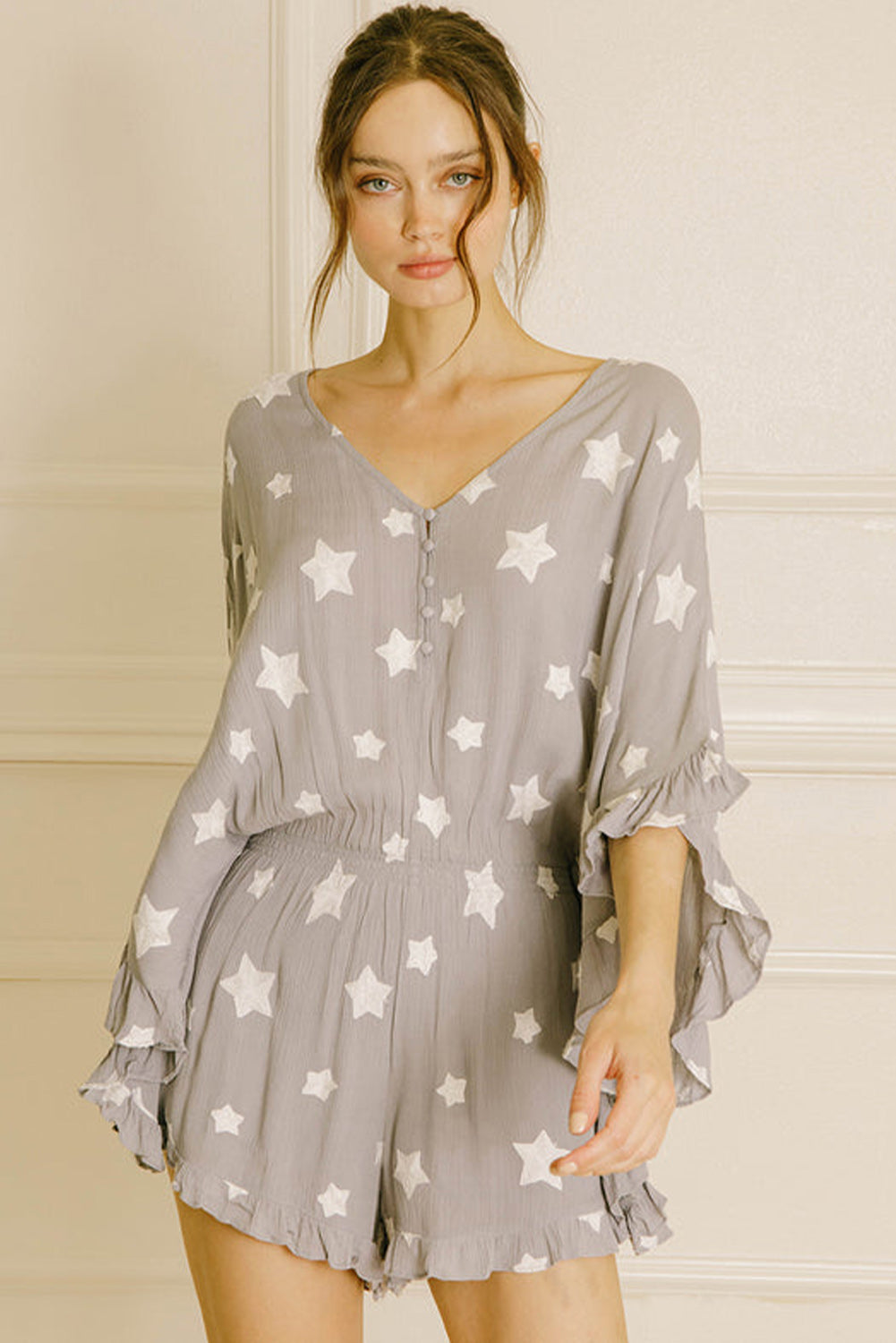 Grey Star Print Crinkle Textured Kimono Ruffle Sleeve Romper eAura