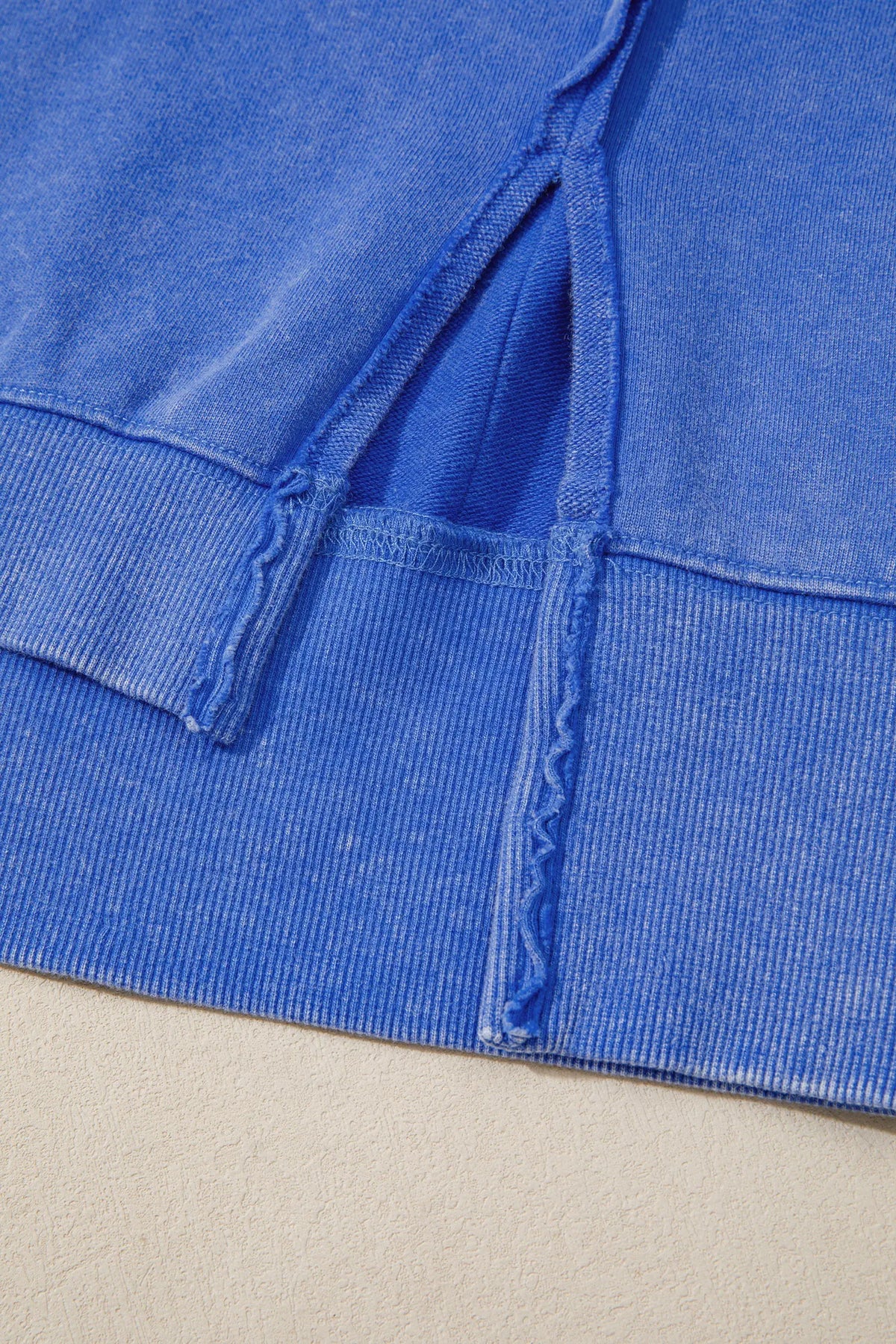 Mineral Wash Split Hem Loose Tunic Sweatshirt – Light Blue
