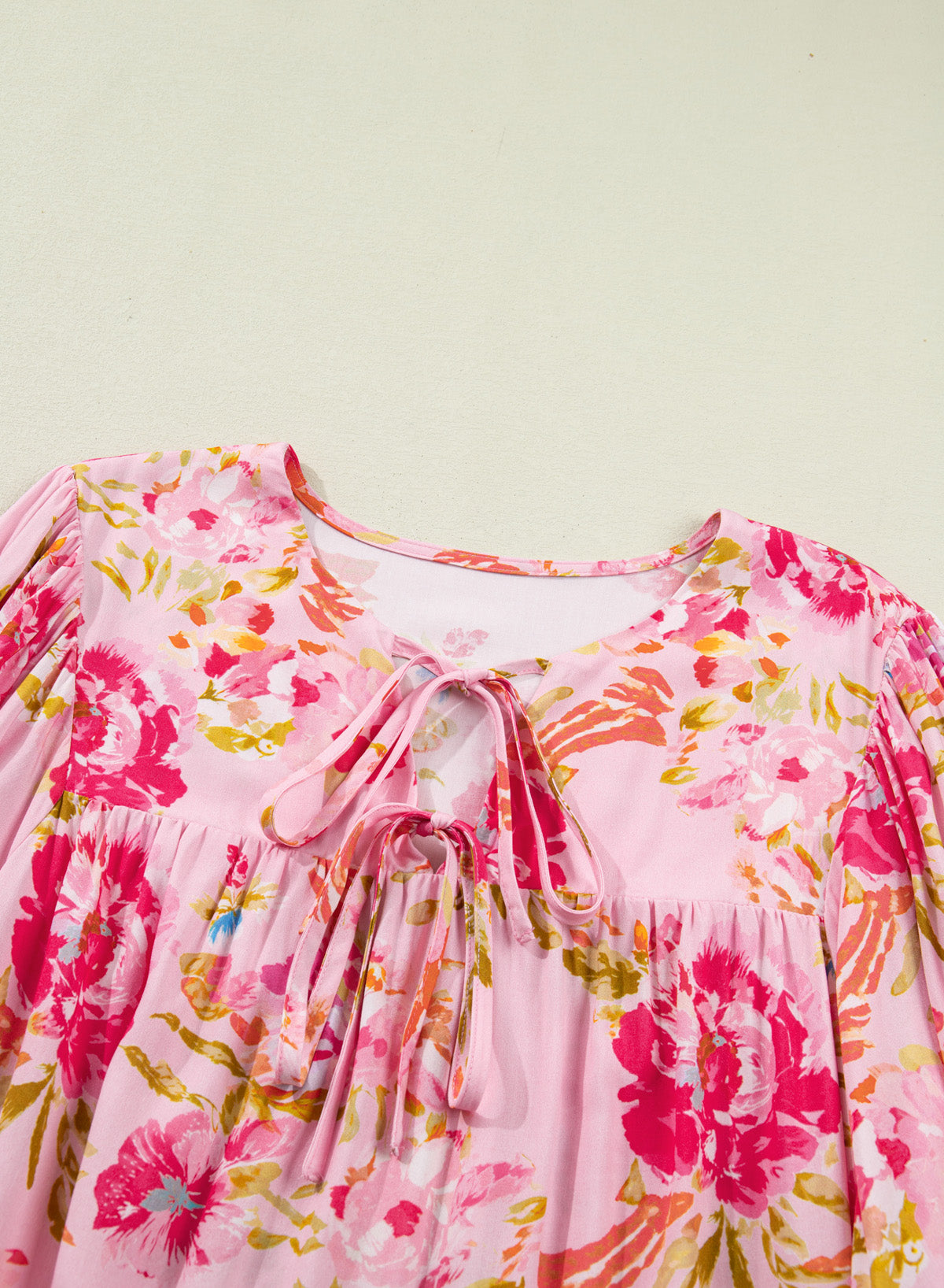 Plus Size Floral Print V Neck Tie Front Short Sleeve Tunic Top – Pink