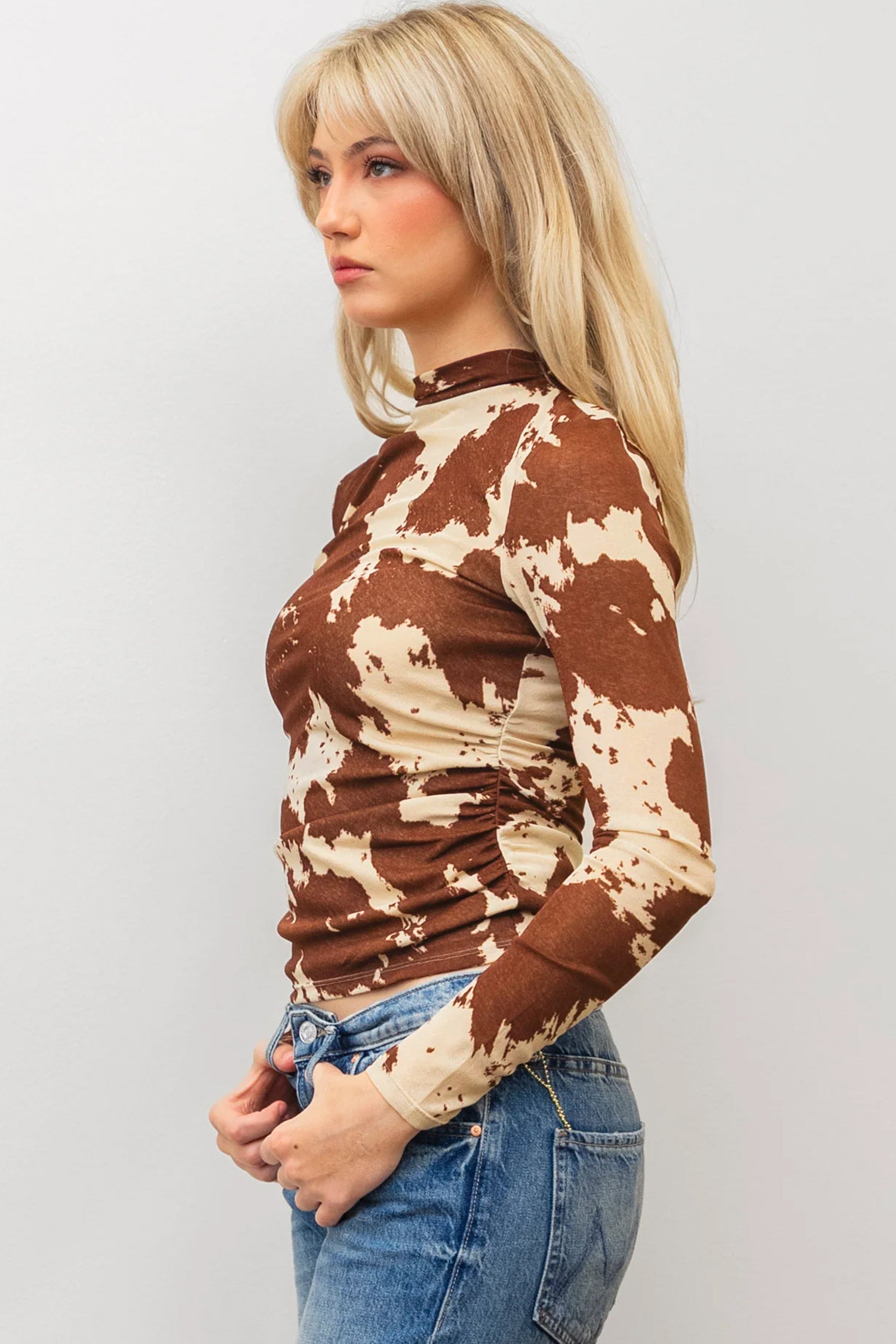 Western Cow Spots Printed High Neck Sheath Long Sleeve Top – Brown
