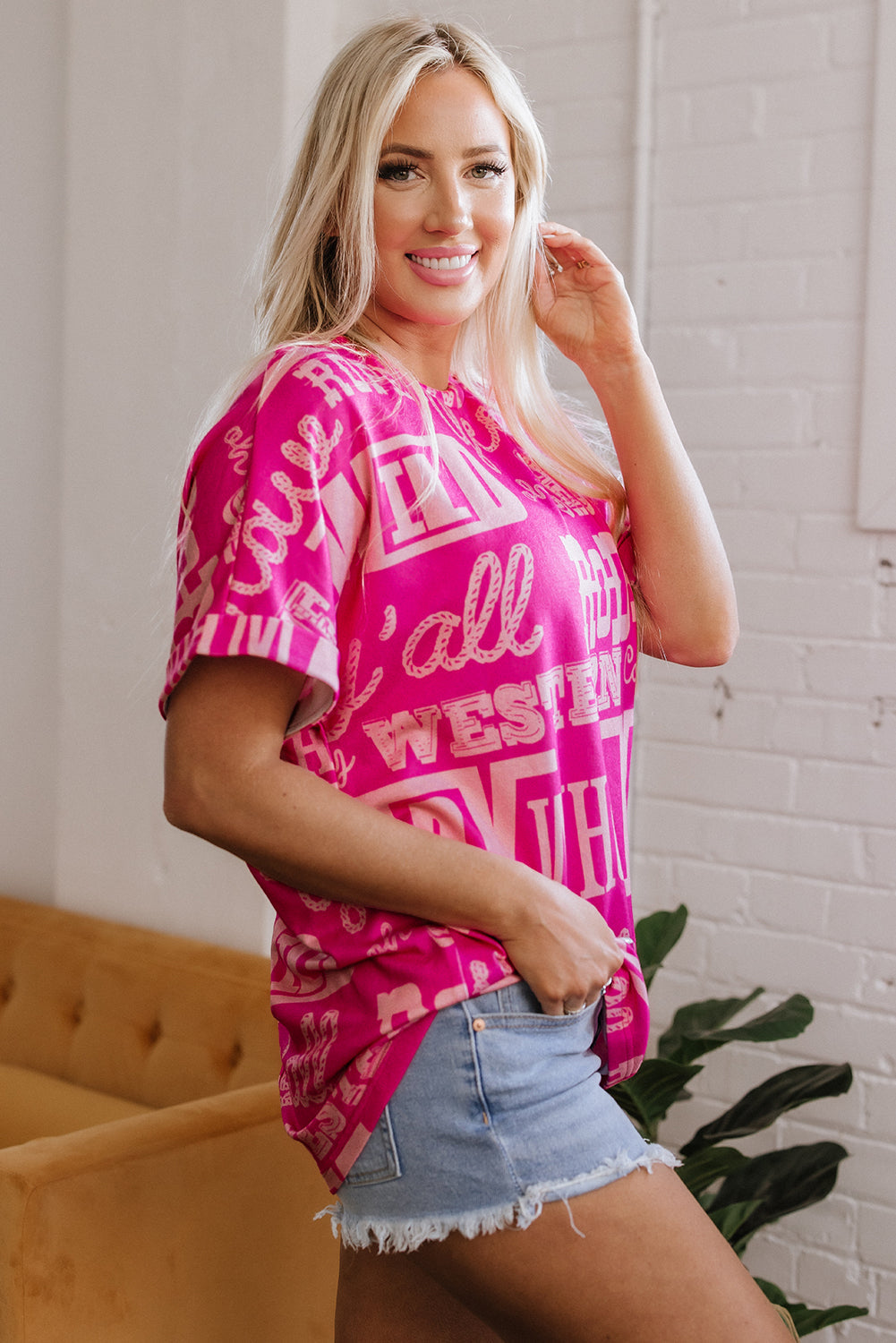 Rose Howdy Cowboy Letter Printed Western Fashion Tee eAura