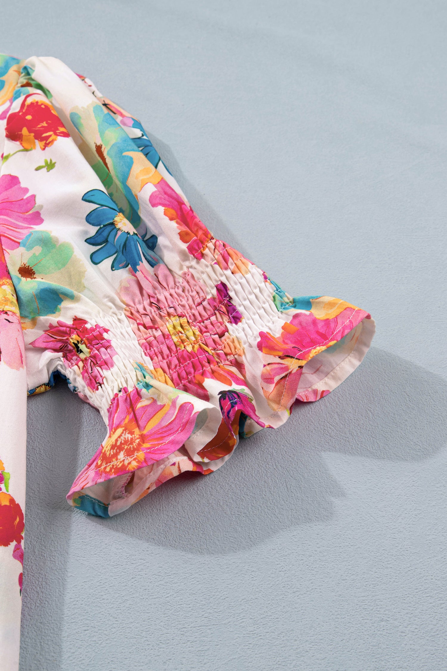 Vibrant Summer Floral Tie V-Neck Short Puff Sleeve Blouse