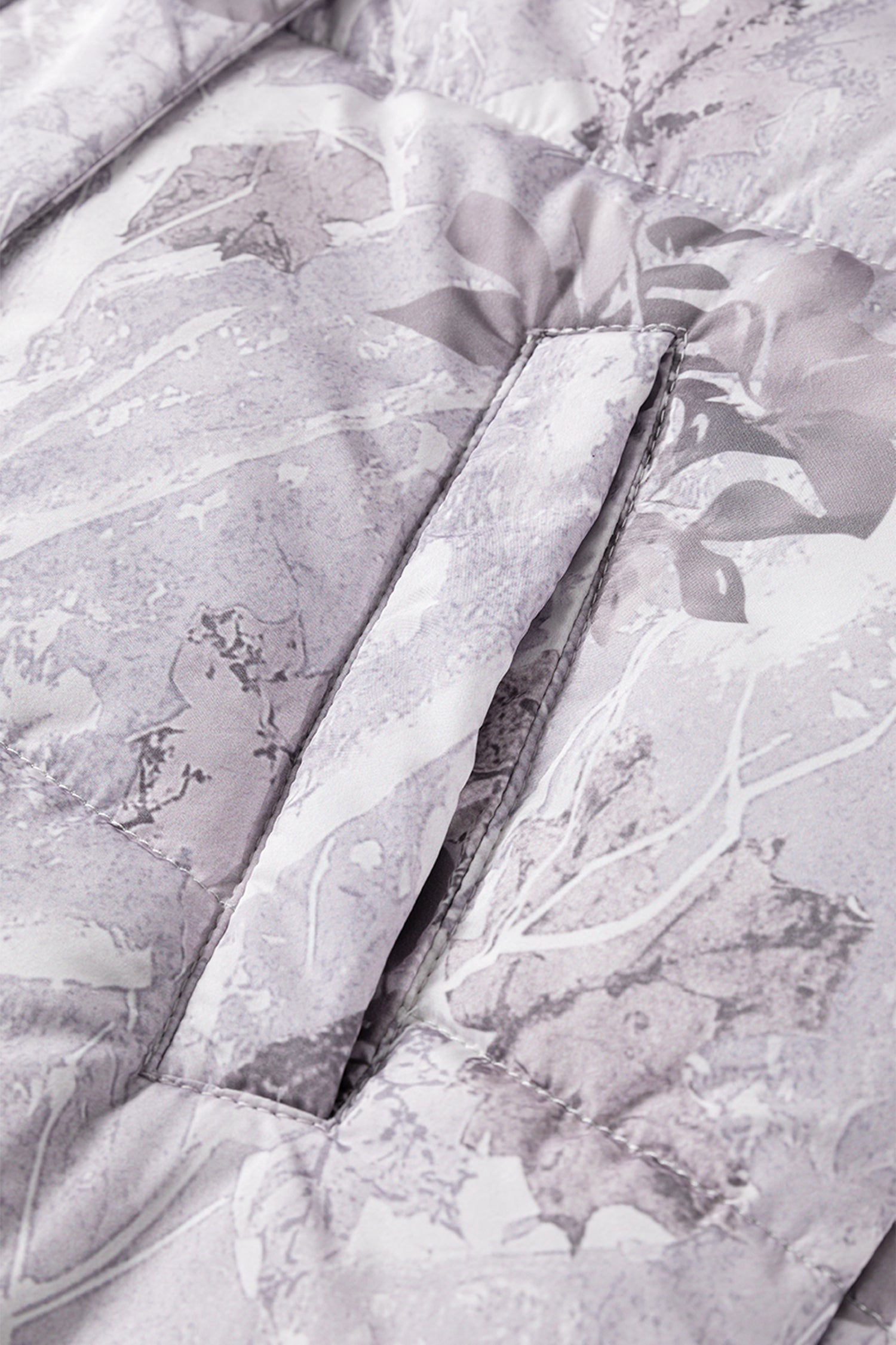 Camo Leaf Print Winter Puffer Vest - Outerwear/Vests