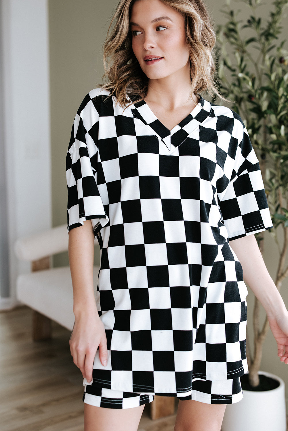 Checkerboard Print V Neck Loose Tee and Shorts Lounge Set eAura