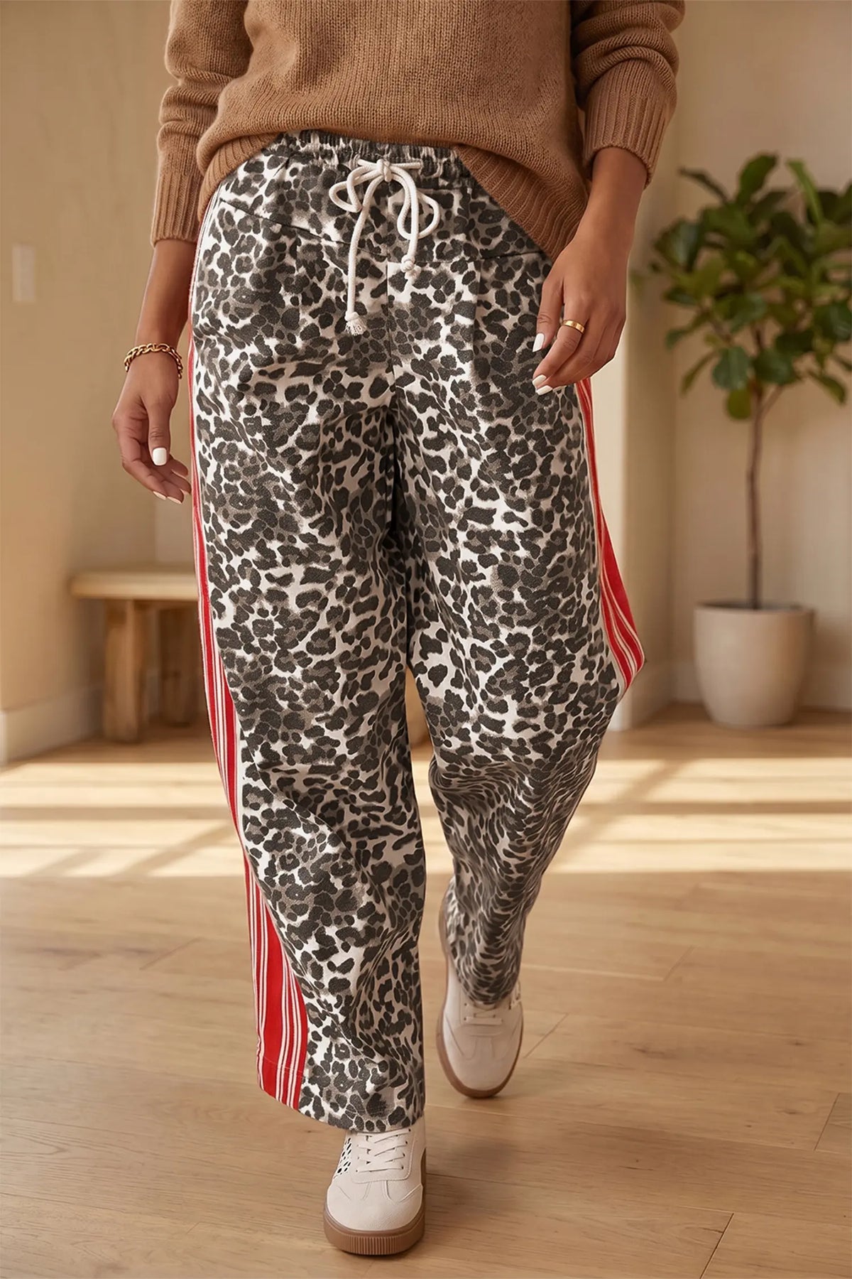 Leopard Patchwork Elastic Waist Jeans – Brown