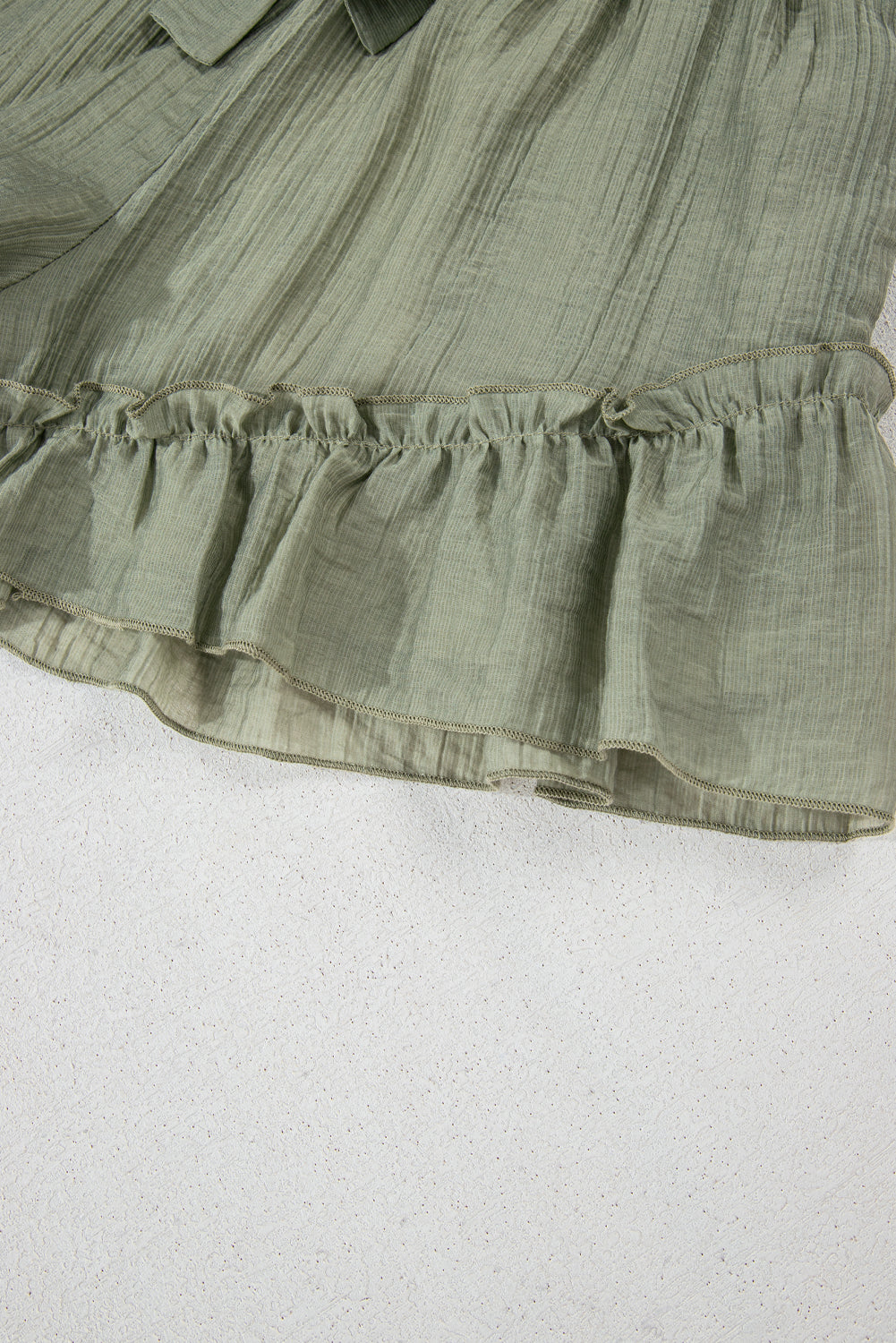 Laurel Green Textured Tie Waist Ruffle Hem Shorts eAura