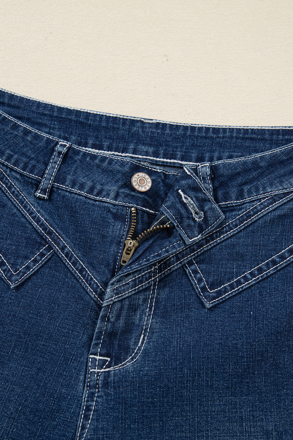 Stitched Waist Detail Loose Cuffed Jeans - eAura