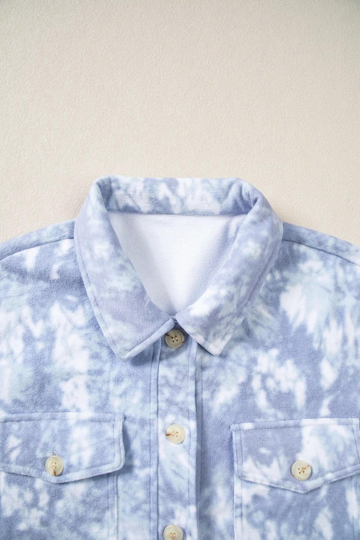 Tunic jacket with fuzzy collar, long sleeves and patch pockets