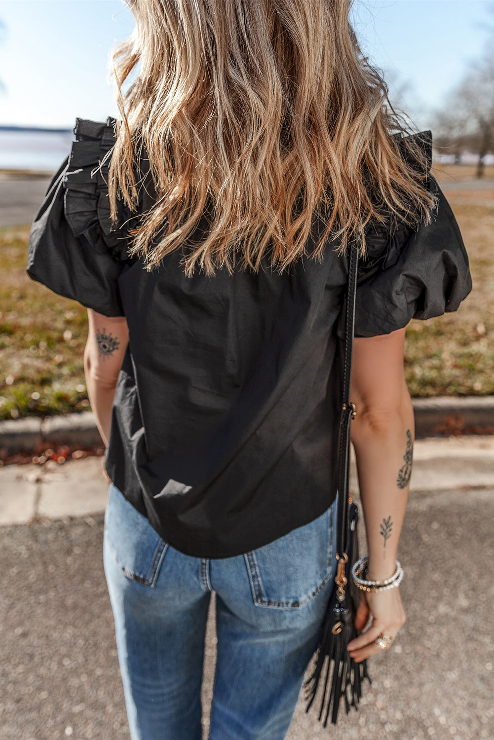 Black Ruffled Puff Short Sleeve Loose Blouse eAura