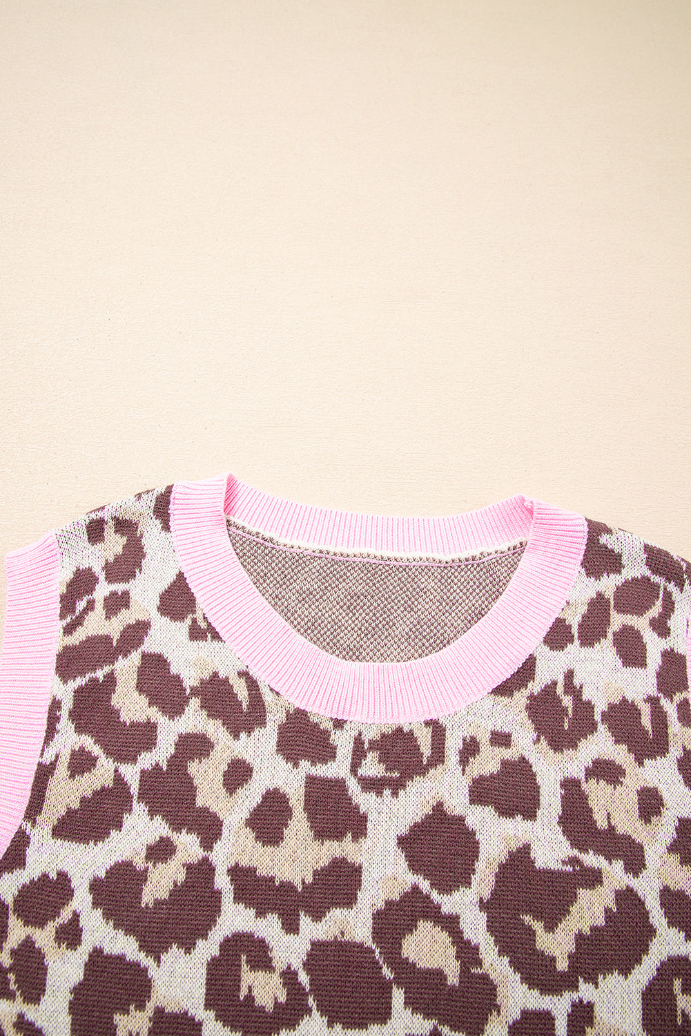 Brown Leopard Pattern Contrast Rib Trim Sleeveless Sweater eAura