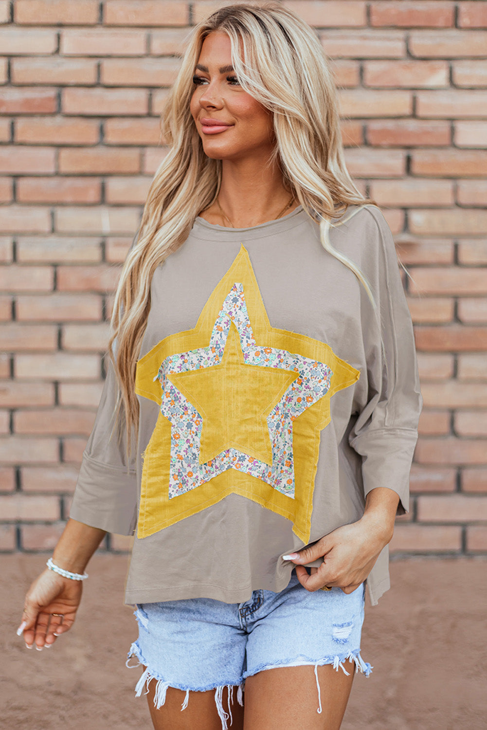 Medium Grey Floral Starbust Exposed Seam Mineral Wash Top eAura