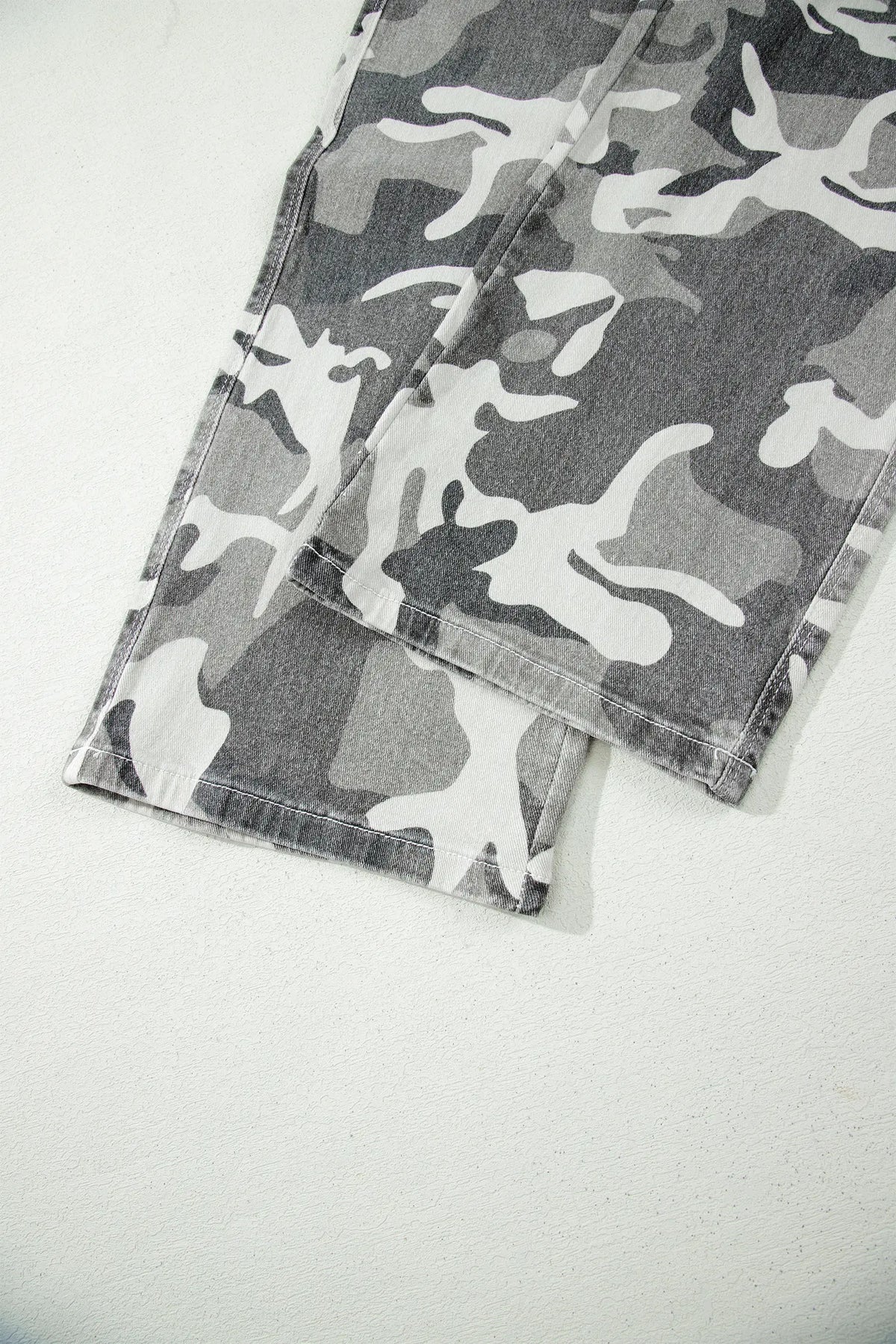Camo Pattern Cotton Denim Shift Jeans – Green