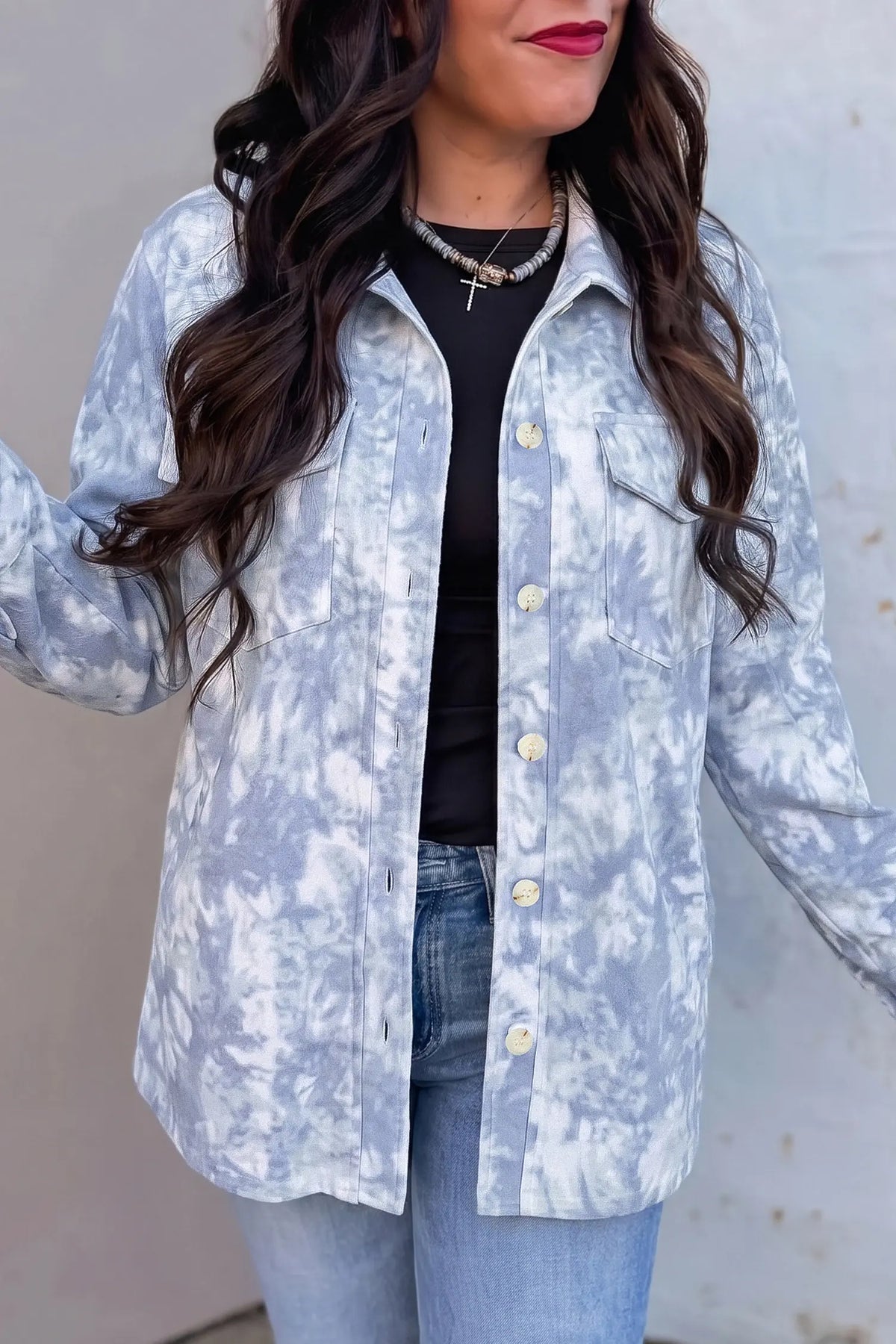 Tunic jacket with fuzzy collar, long sleeves and patch pockets