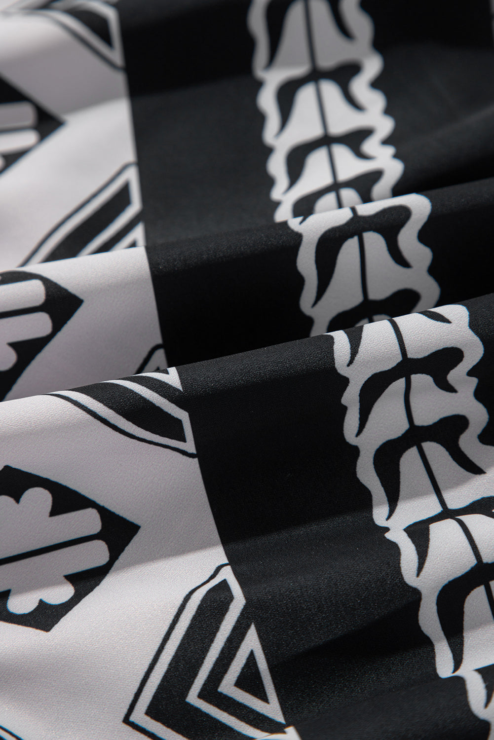 Blue Geometric Print V Neck Ruffled Dress eAura