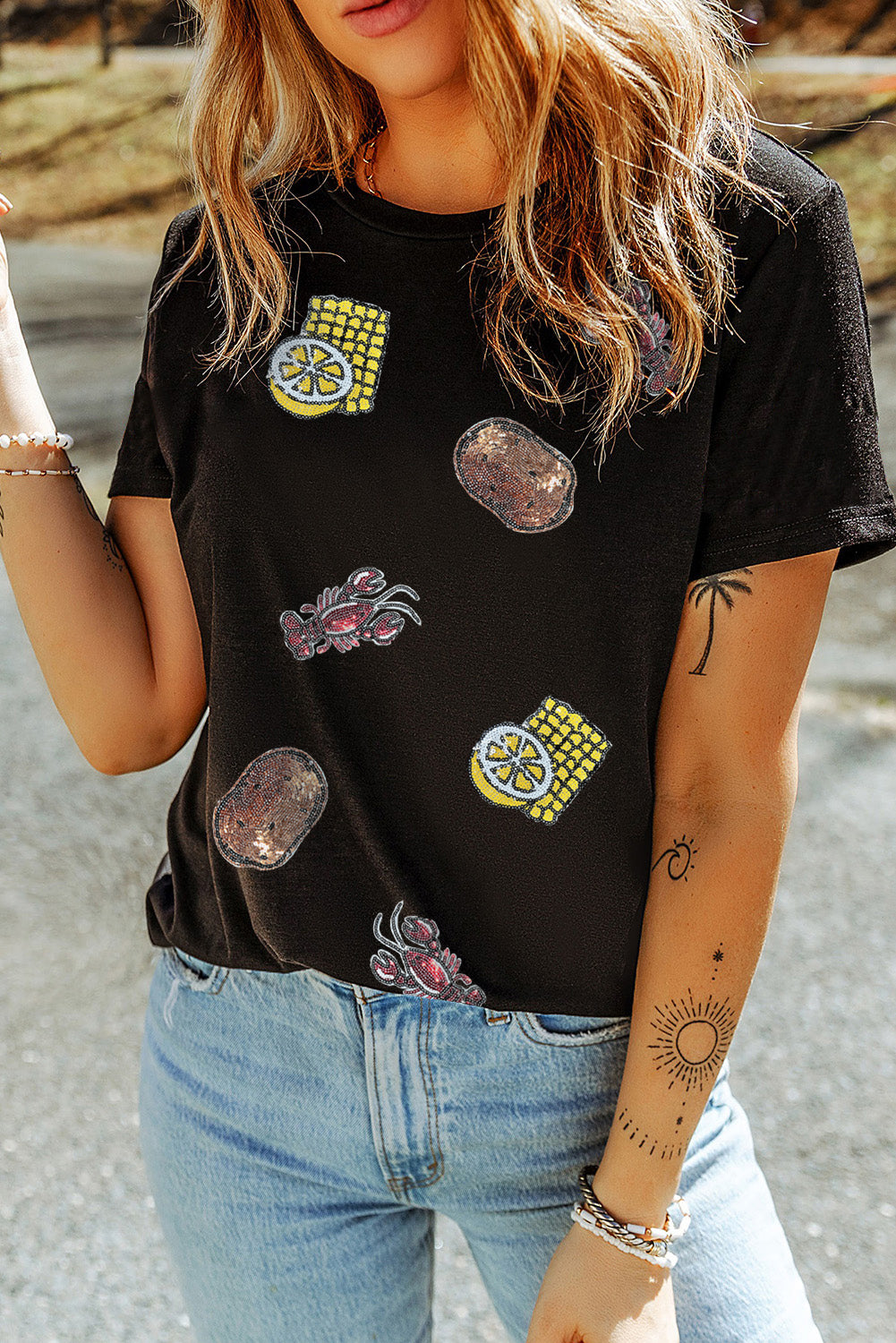 White Sequin Crawfish Potato Lemon Corn Graphic Crewneck T Shirt eAura