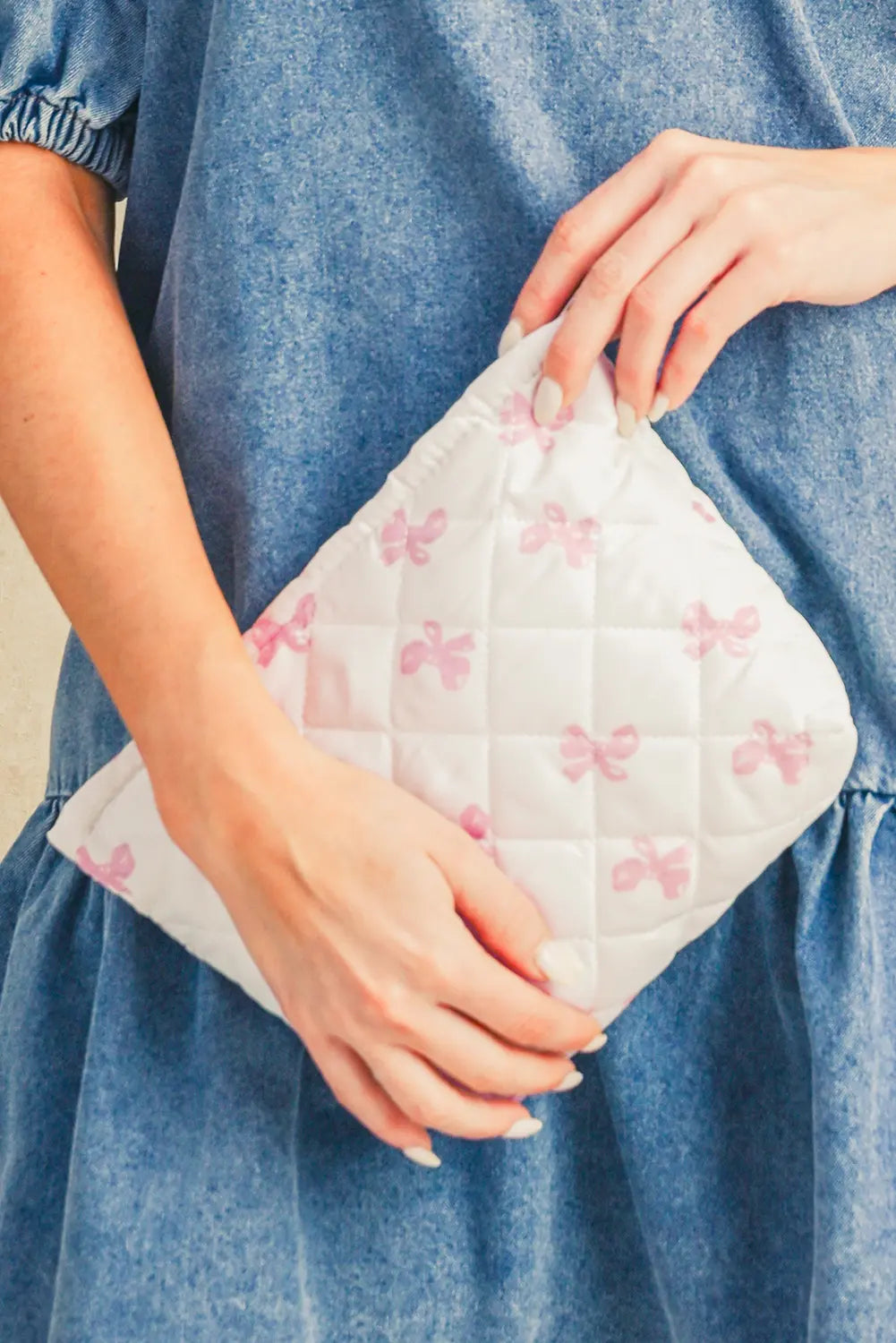 Bow Knot Print Zipper Quilted Large Cosmetic Bag