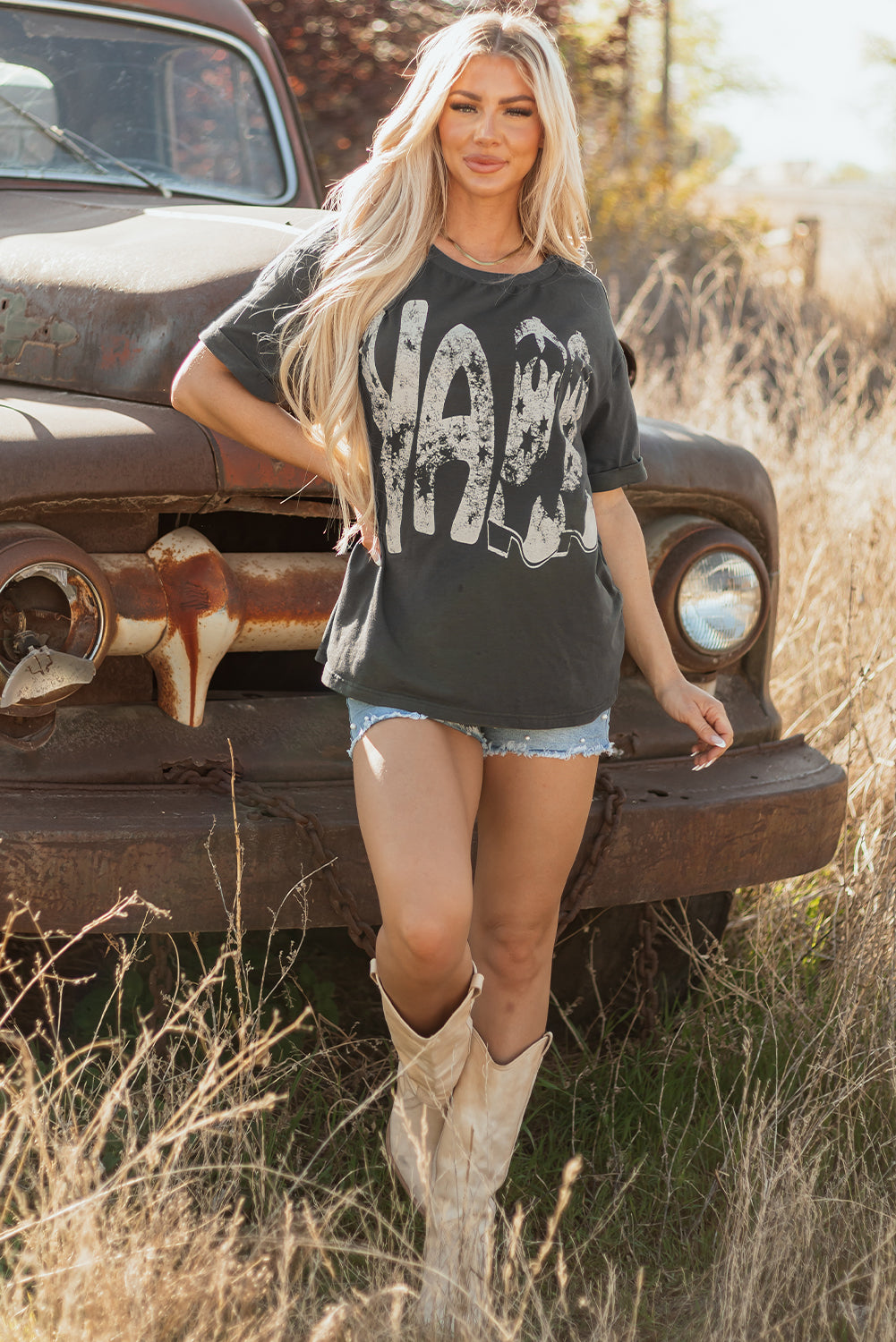 Carbon Grey Vintage Yall Cowboy Boots Graphic Tee eAura