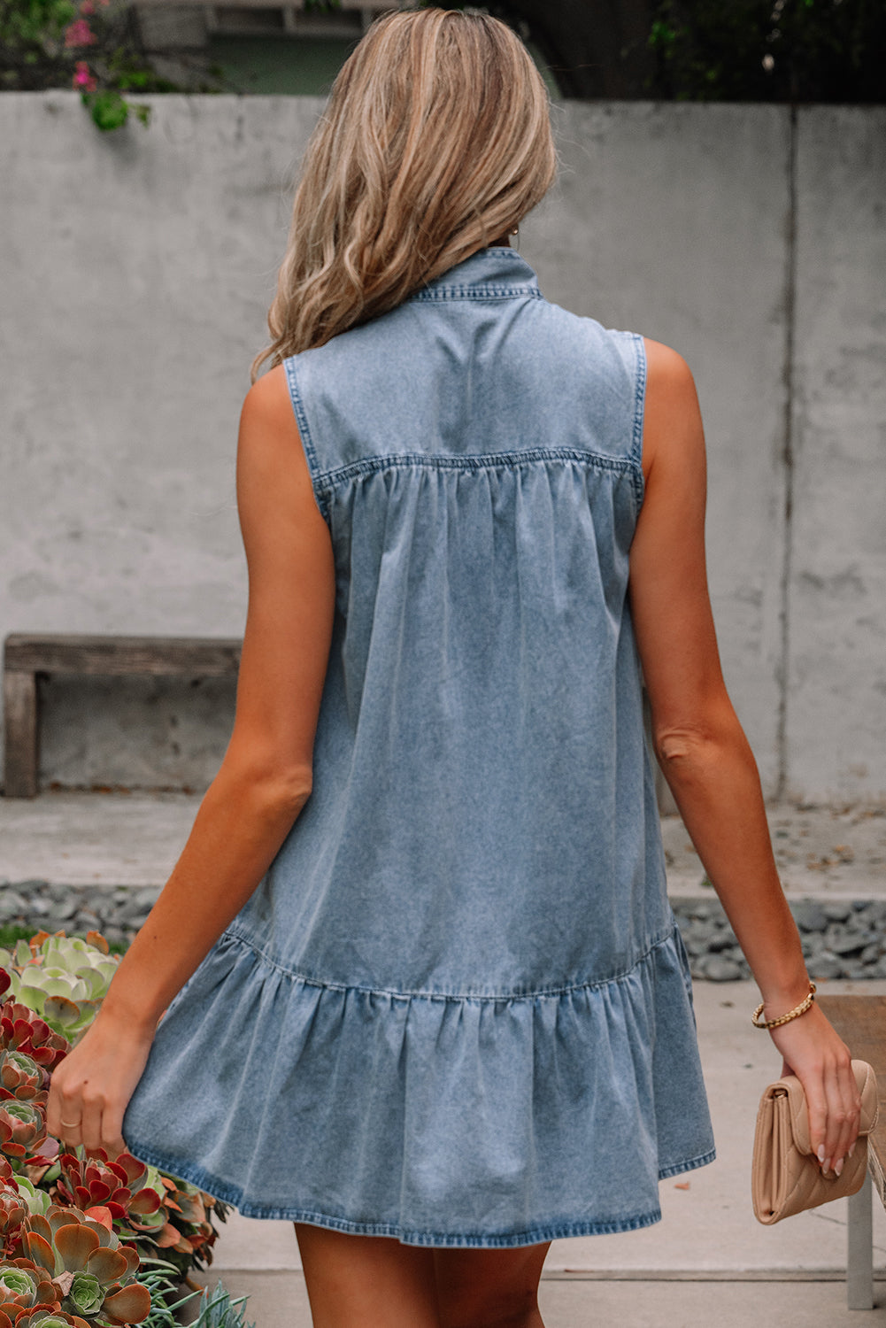 Bowknot Neck Sleeveless Ruffled Chambray Dress eAura