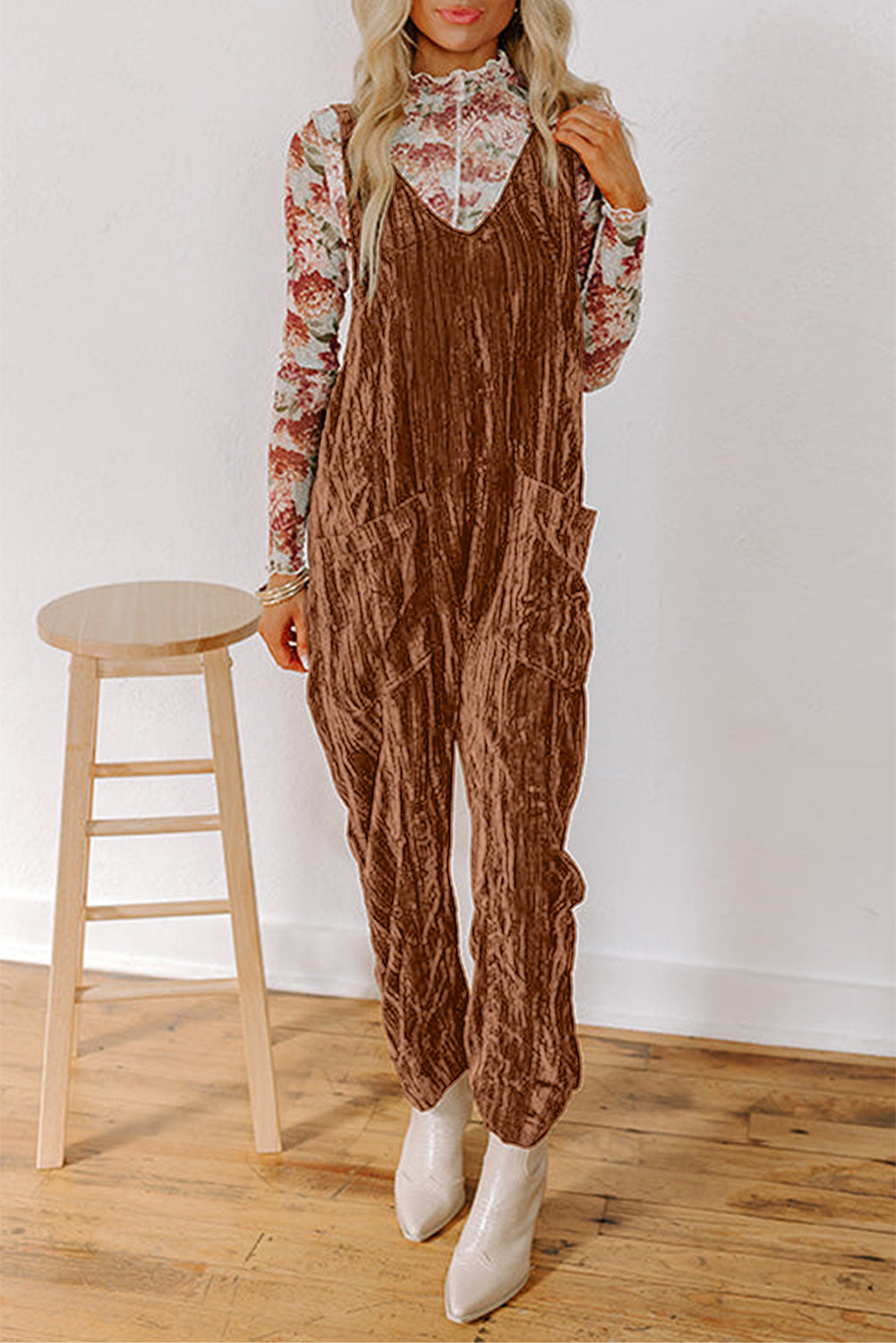 Velvet Adjustable Straps Patched Pocket Sleeveless Jumpsuit Dear-Lover Dropshipping