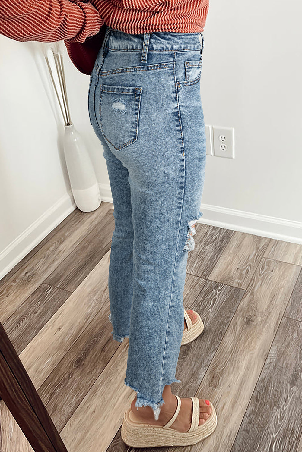 Raw Hem Ripped Open Knee Fit Flare Jeans - eAura