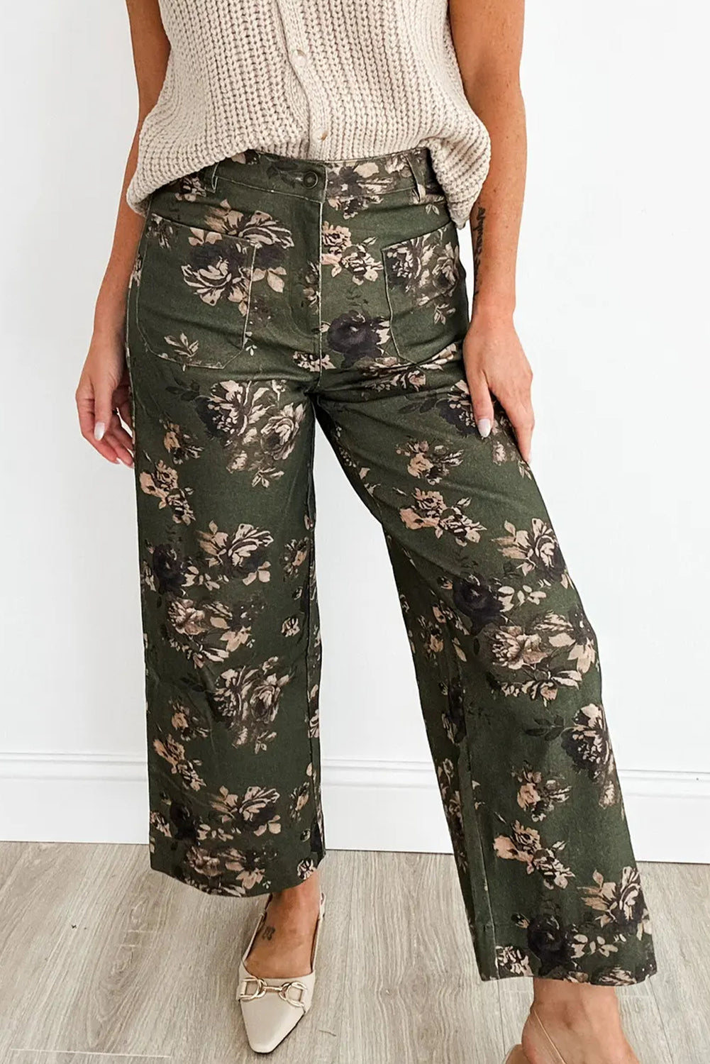 Green Vintage Floral Print Square Patch Pocket Raw Hem Shift Jeans