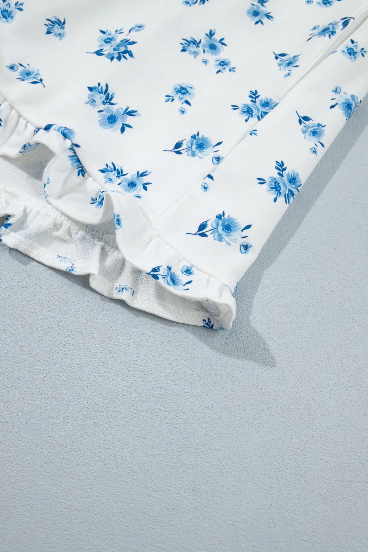 Floral Print Long Sleeve Top Elastic Waist Ruffle Hem Shorts 2pcs Set – Sky Blue