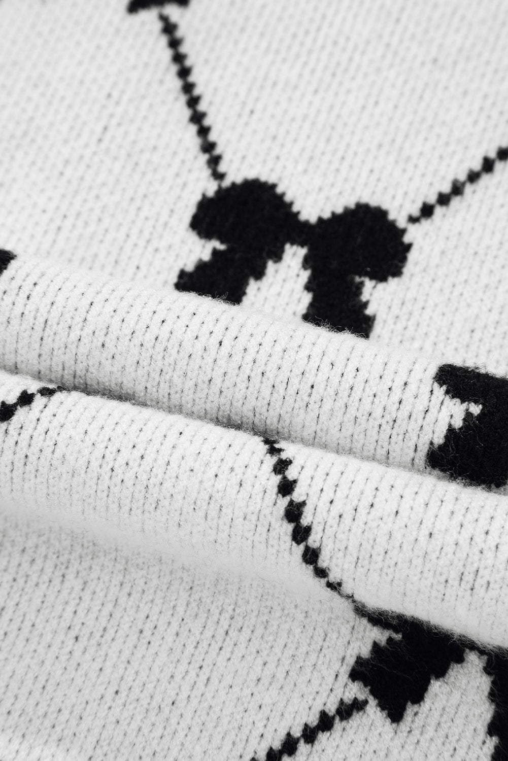 White Preppy Vibes Bow Print Zipped Collar Sweater Tee eAura