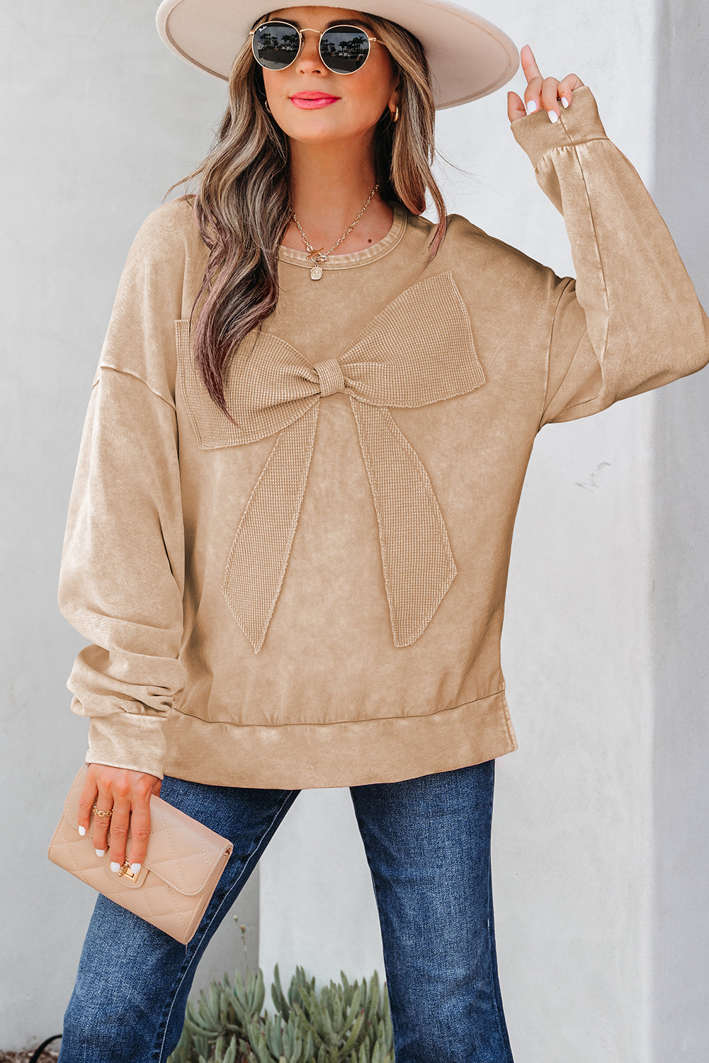 Mineral Wash Big Bow Patchwork Pullover Sweatshirt - eAura
