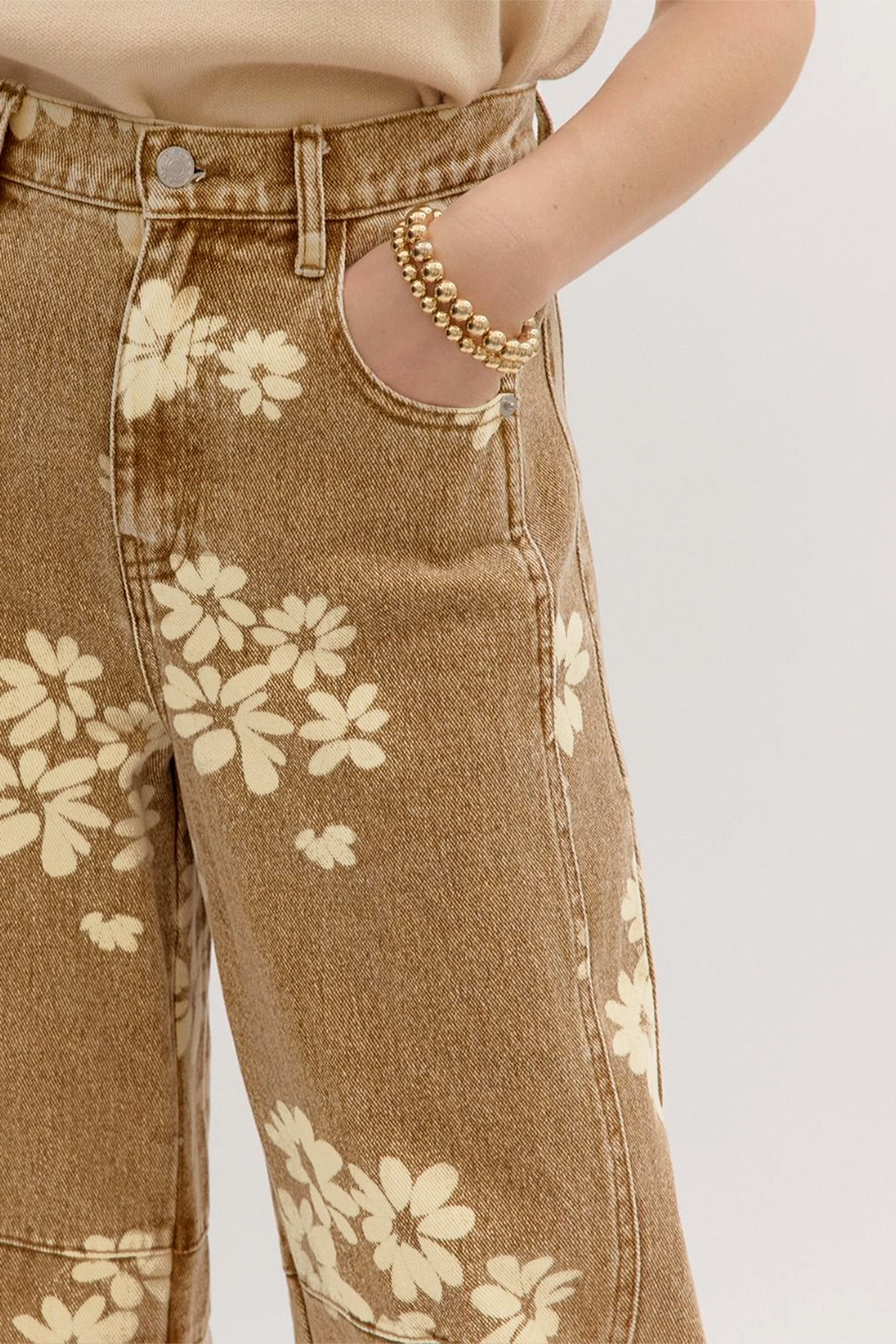 Floral Print Metal Button Pleated Straight Leg Jeans – Khaki