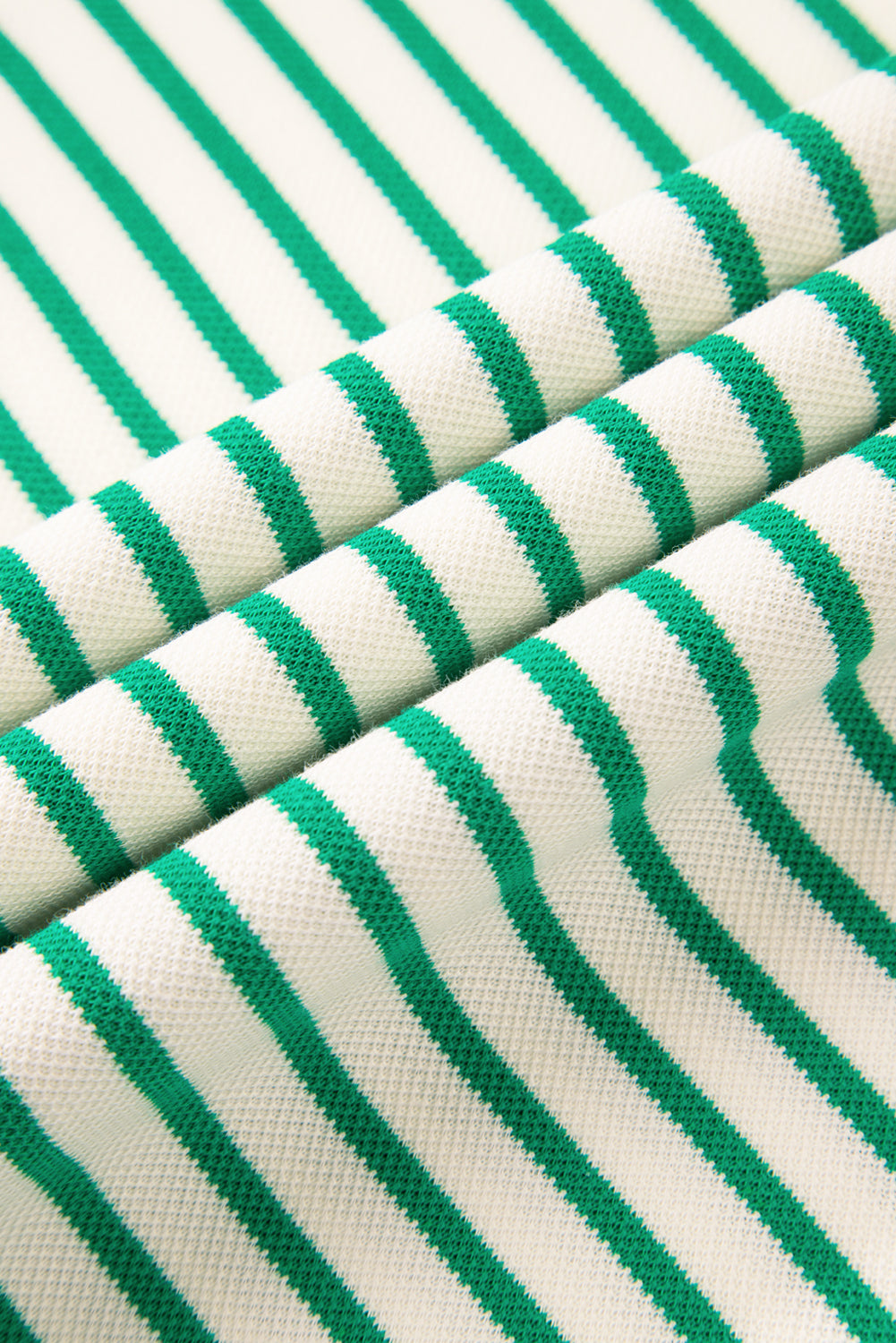 Contrast Detail Striped Ruffle Short Sleeve Top eAura