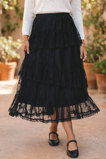 Elegant Ruffle Lace Tiered Skirt – Black
