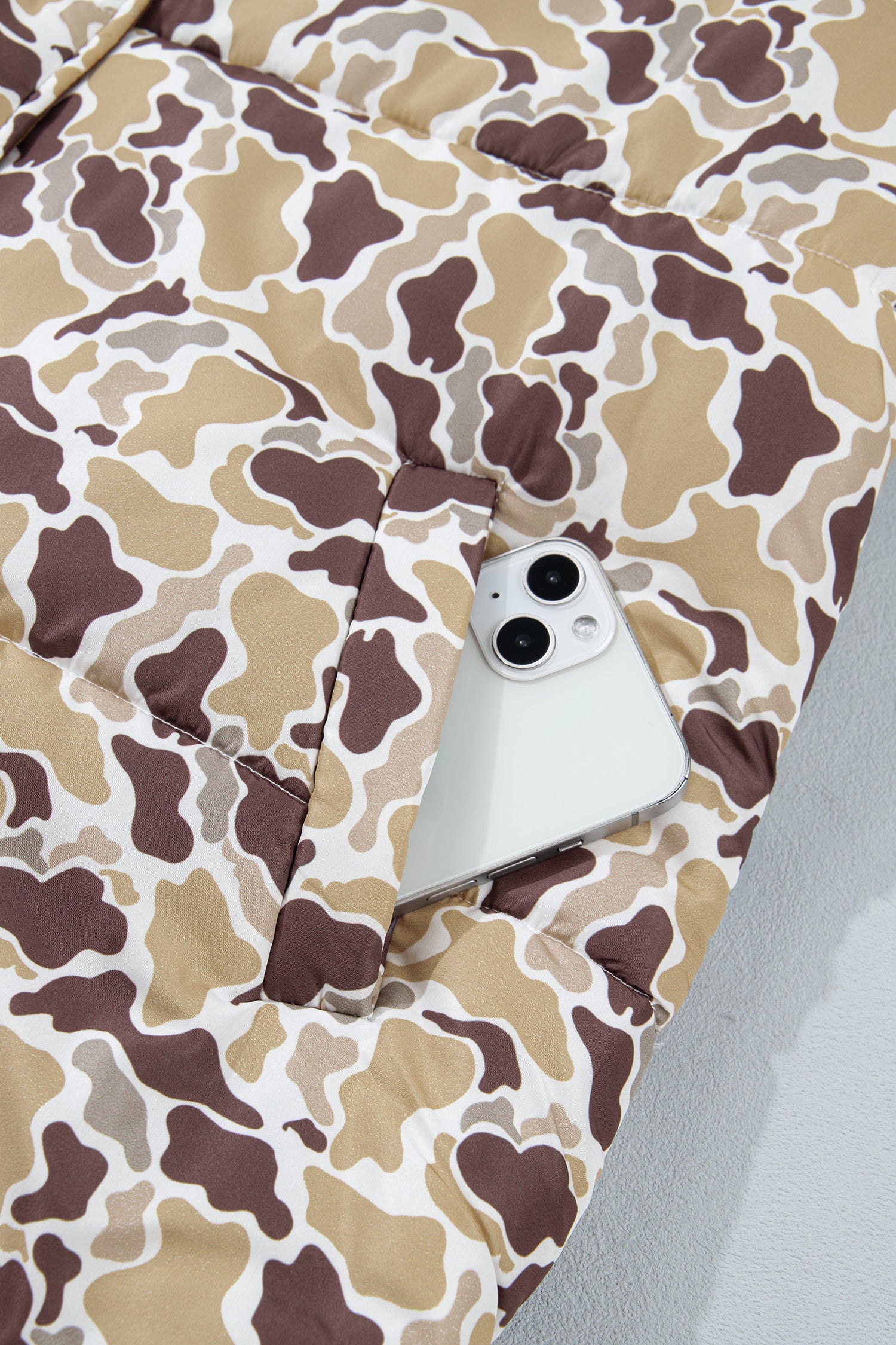 Camouflage Quilted Metal Button Collar Long Sleeve Puffer Coat – Multicolour