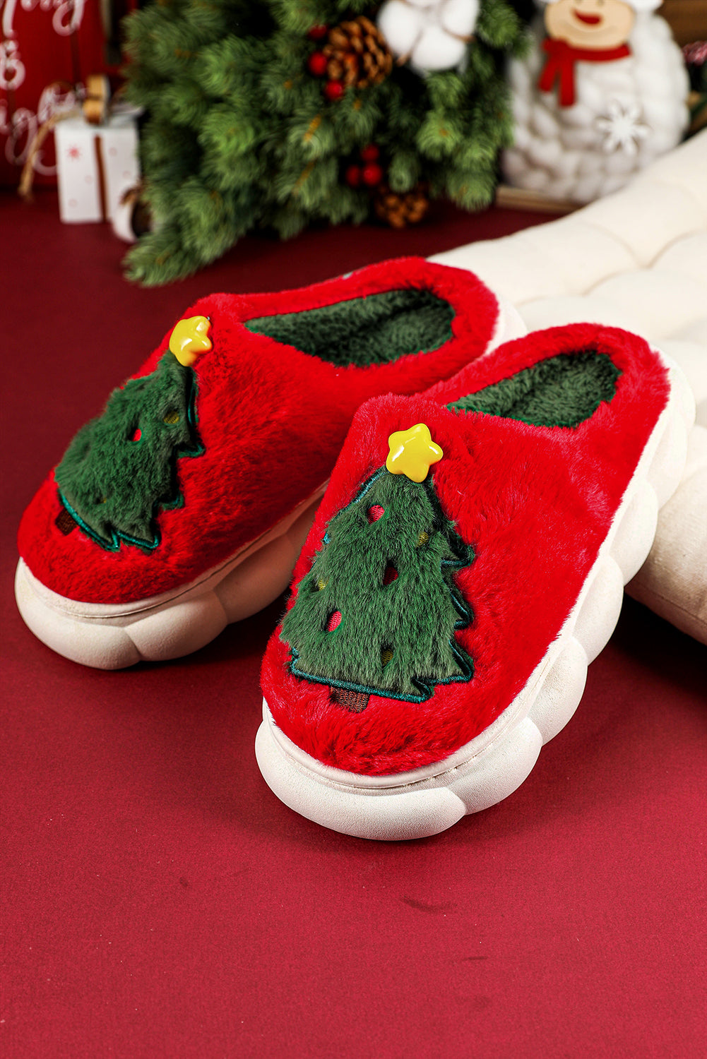 Red Christmas Tree Slippers - eAura