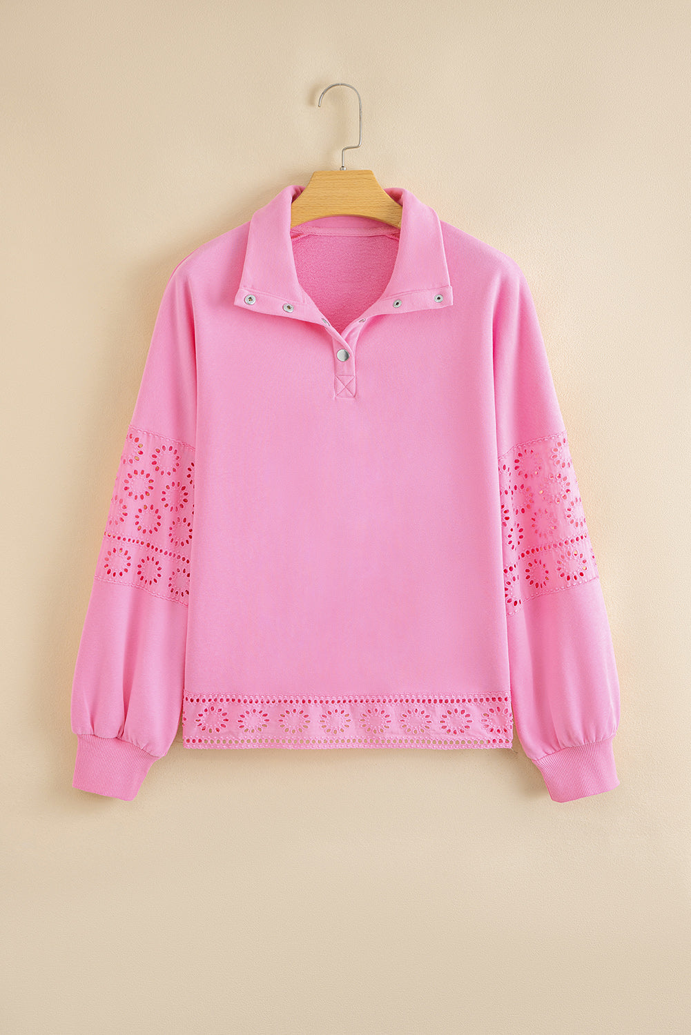Embroidered Flower Patchwork Snap Buttons Pullover Sweatshirt - eAura