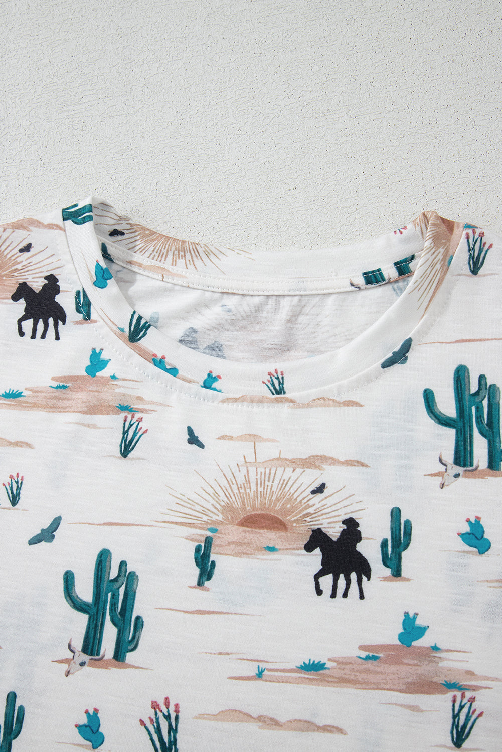 Beige Western Cactus Print Crew Neck Short Sleeve Top eAura